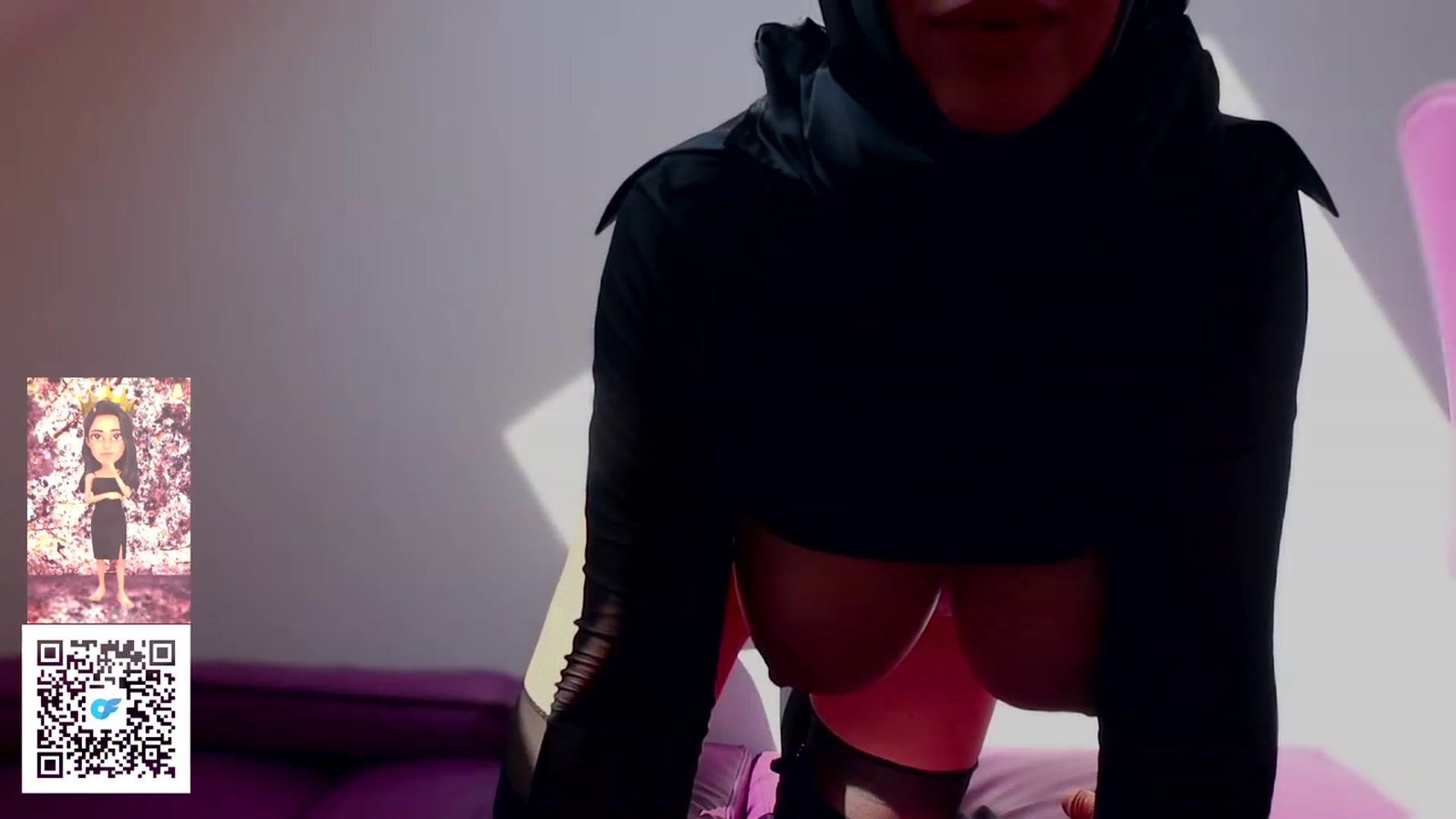 Gallery image thumbnail from Malika33's myfreecams stream on, 06/04/2023, 14:29 image 19 of 20