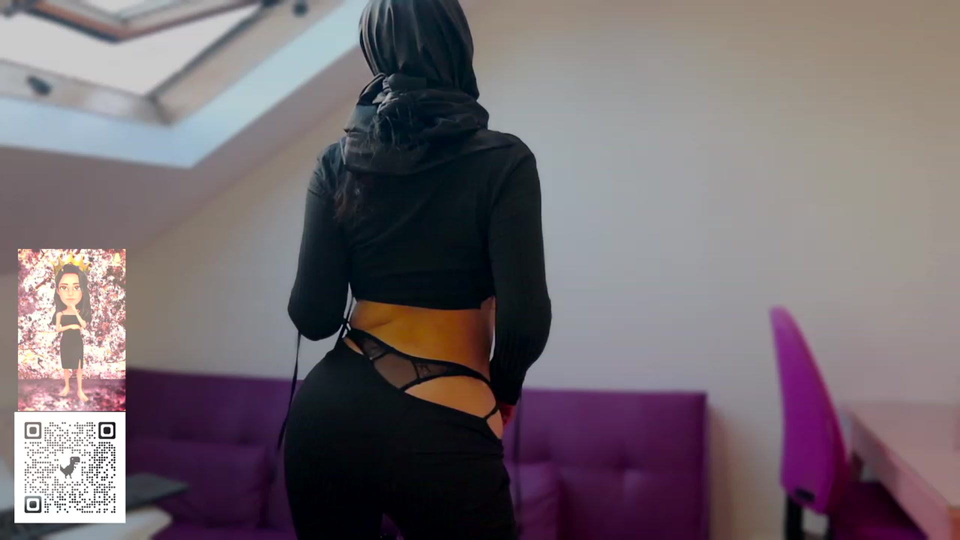 Gallery image thumbnail from Malika33's myfreecams stream on, 06/05/2023, 18:57 image 18 of 20