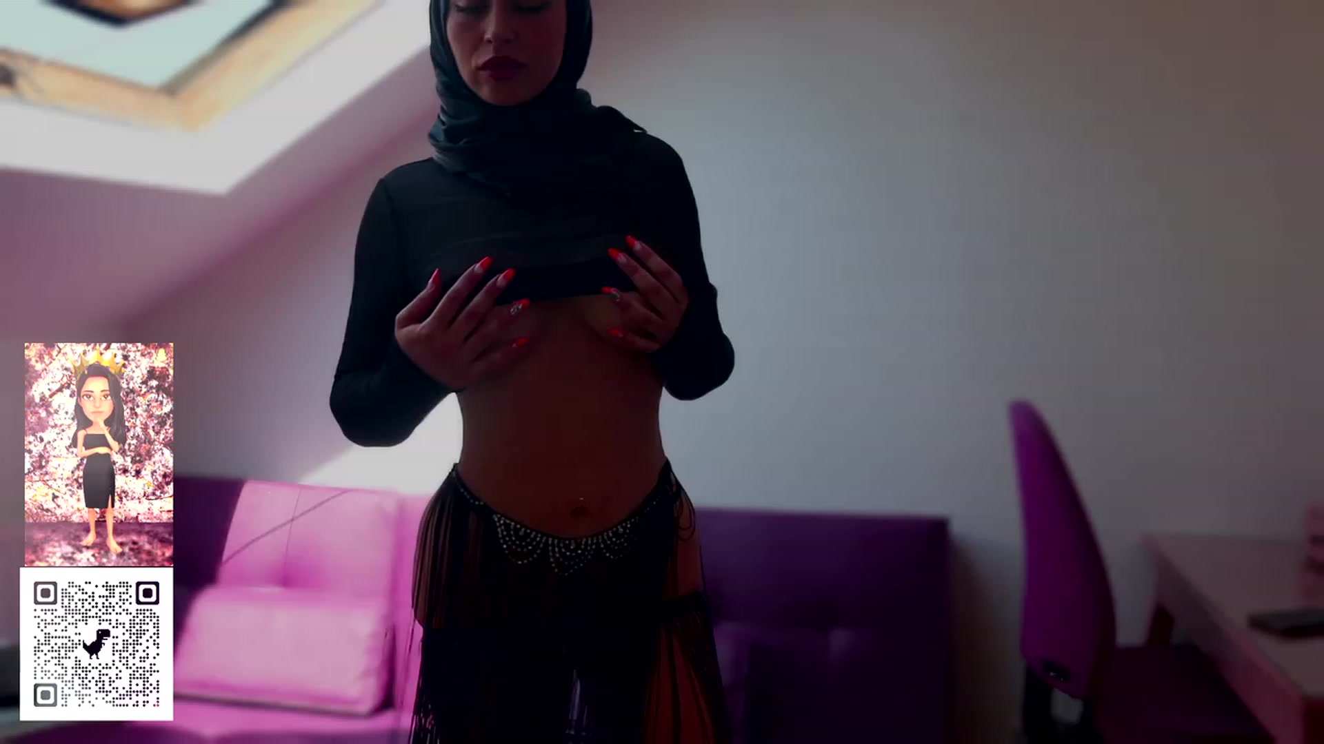 Gallery image thumbnail from Malika33's myfreecams stream on, 06/07/2023, 12:58 image 7 of 20