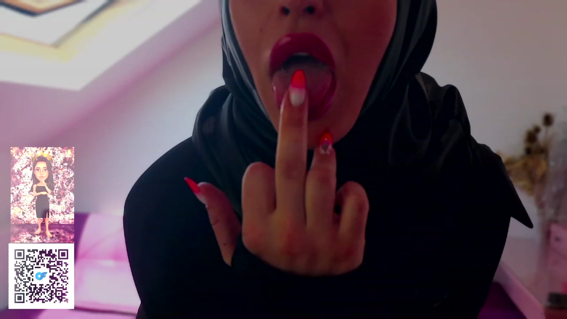 Gallery image thumbnail from Malika33's myfreecams stream on, 06/09/2023, 13:40 image 4 of 20