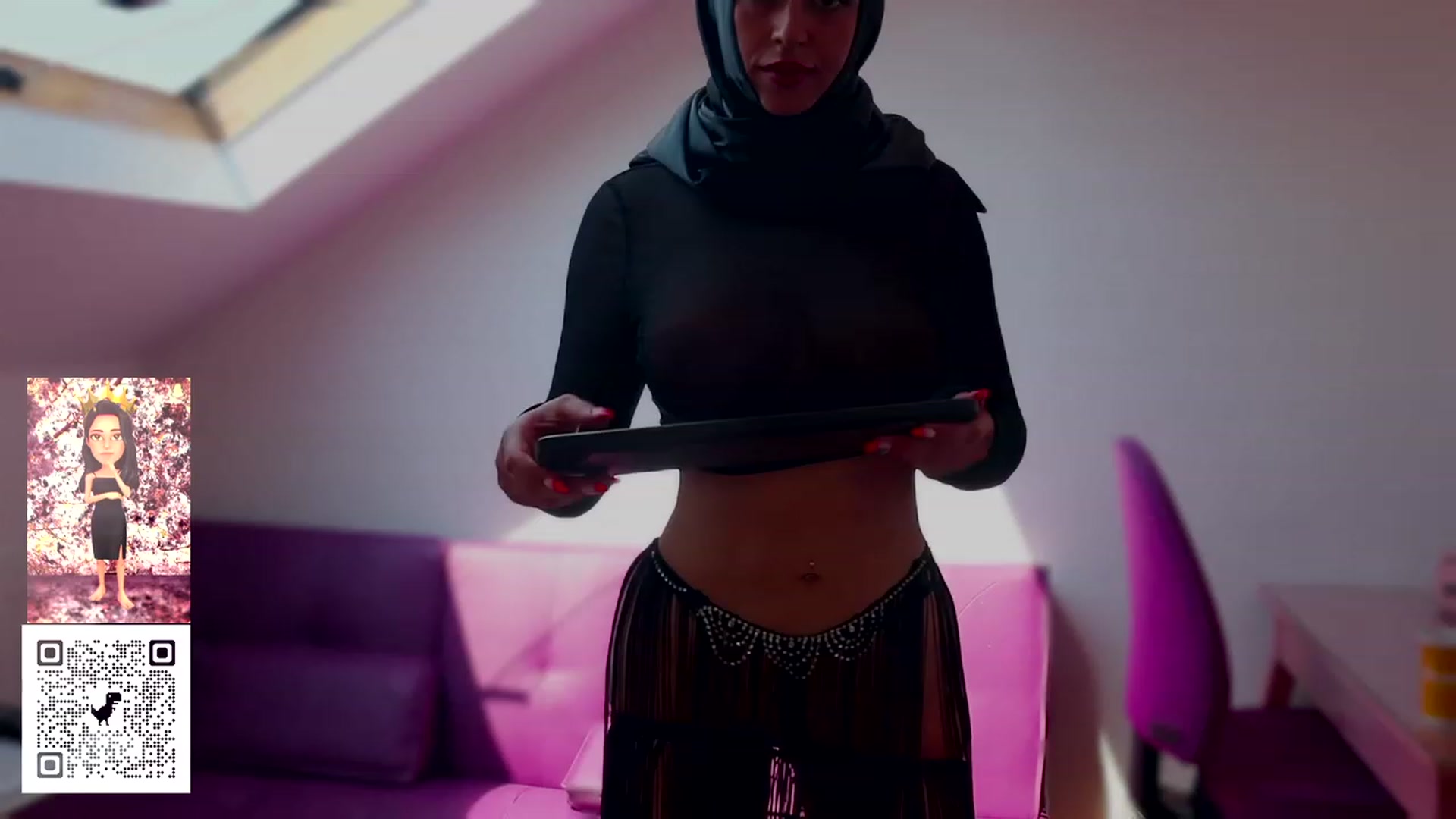 Gallery image thumbnail from Malika33's myfreecams stream on, 06/10/2023, 15:39 image 19 of 20