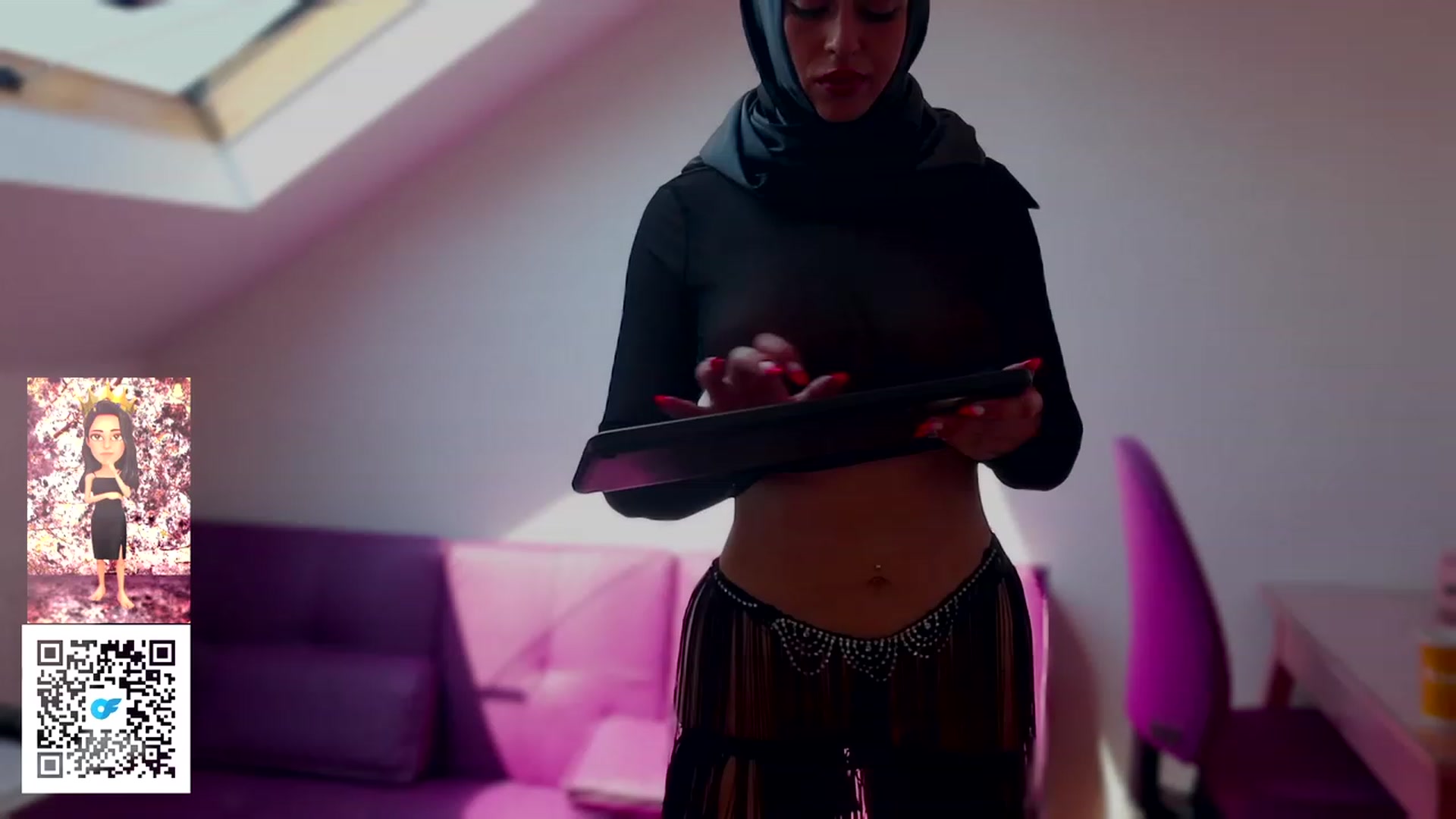 Gallery image thumbnail from Malika33's myfreecams stream on, 06/10/2023, 15:39 image 18 of 20