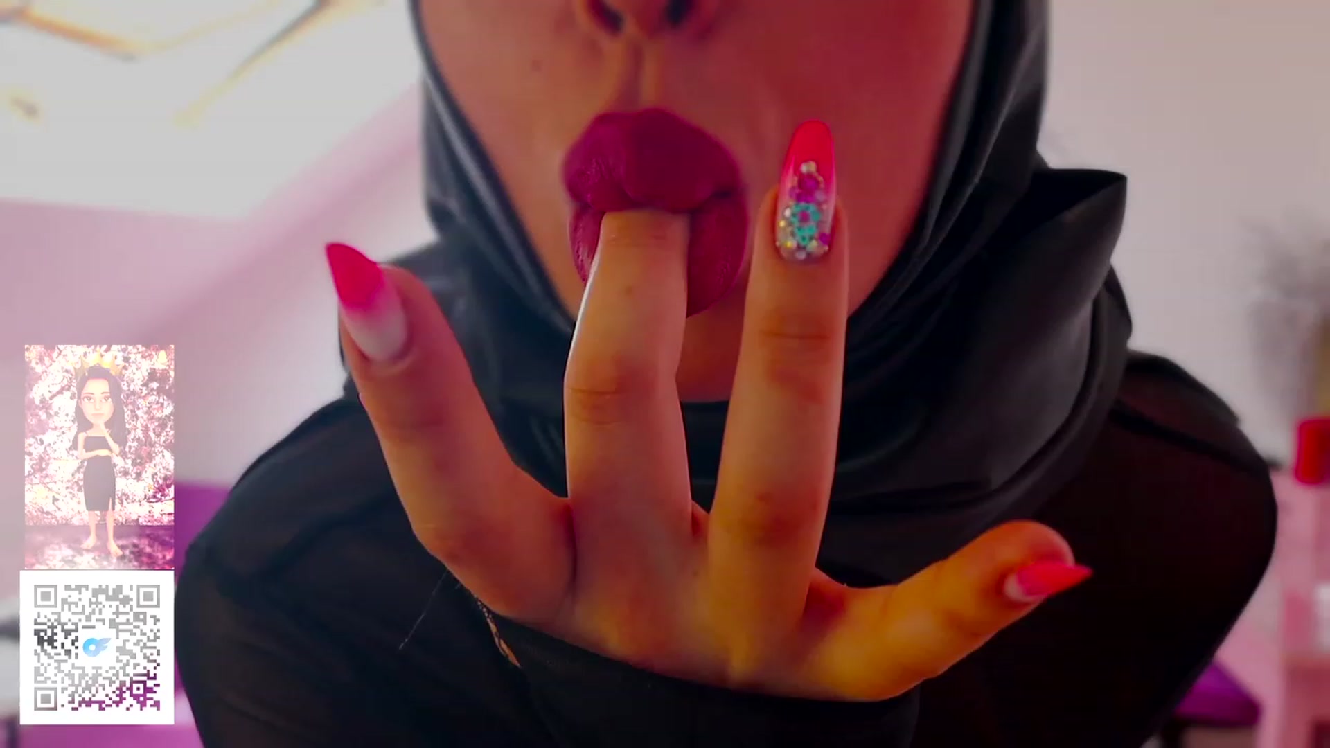 Gallery image thumbnail from Malika33's myfreecams stream on, 06/15/2023, 15:40 image 14 of 20