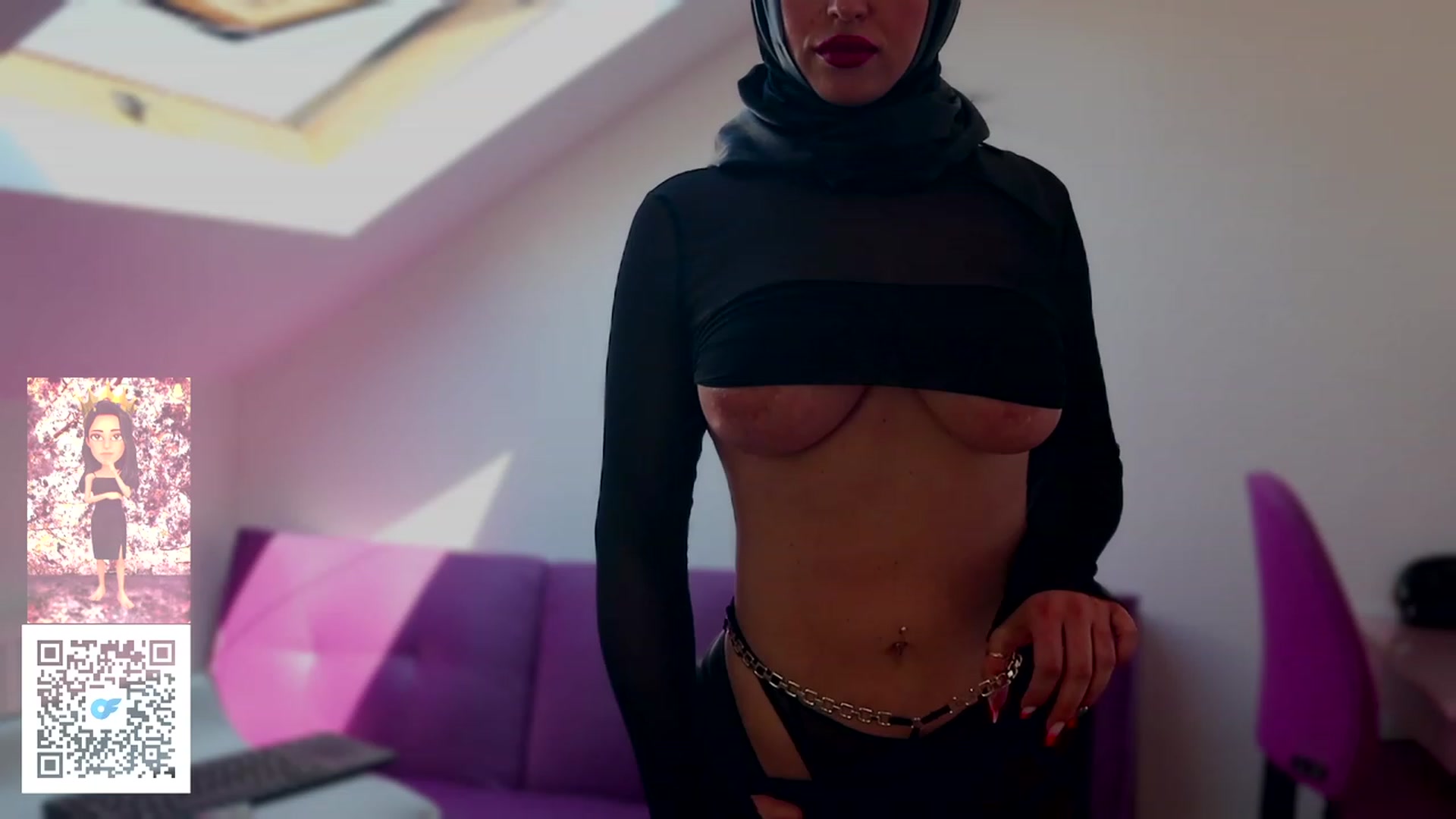 Gallery image thumbnail from Malika33's myfreecams stream on, 06/16/2023, 14:50 image 10 of 20