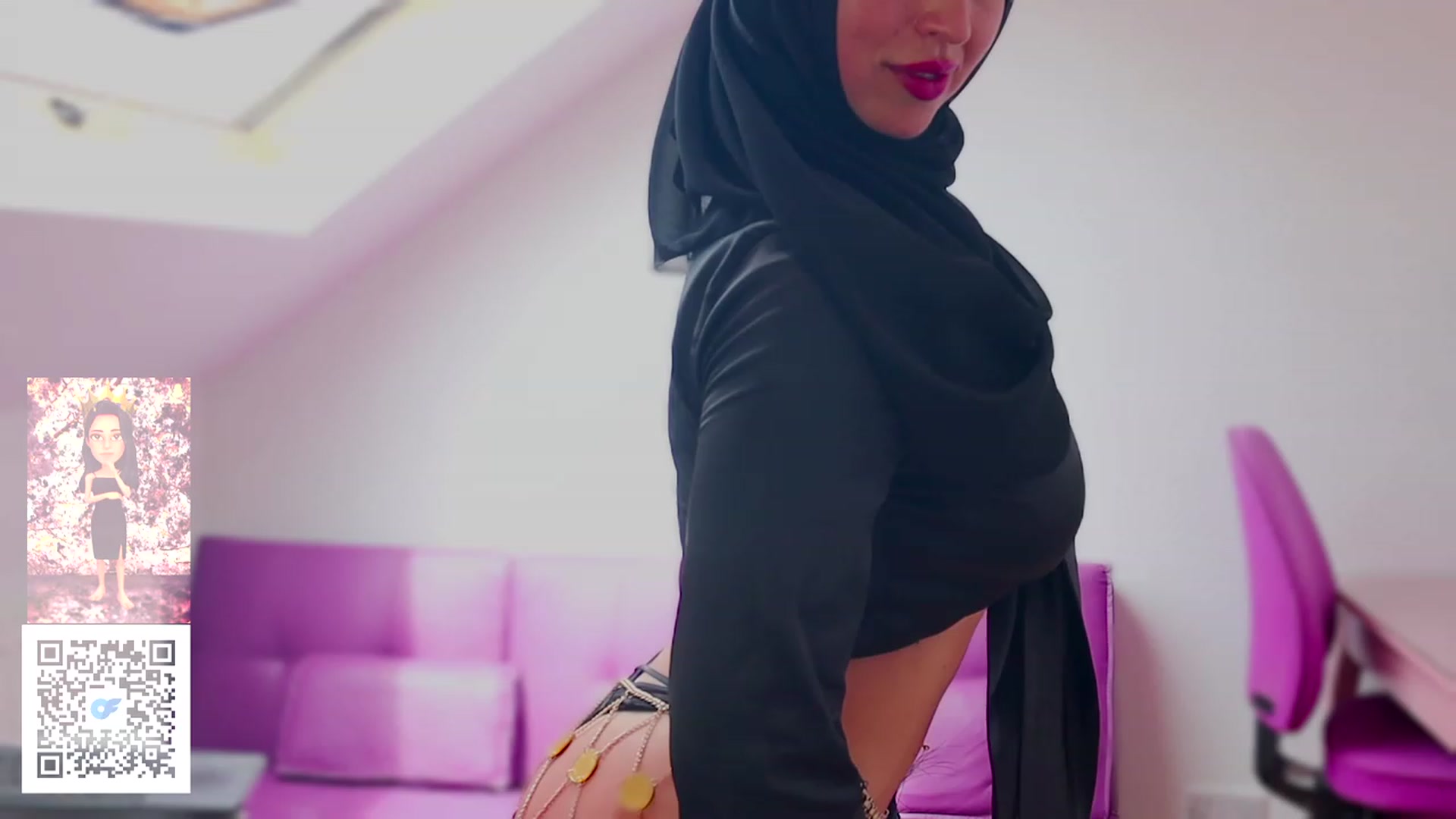 Gallery image thumbnail from Malika33's myfreecams stream on, 06/24/2023, 13:07 image 15 of 20