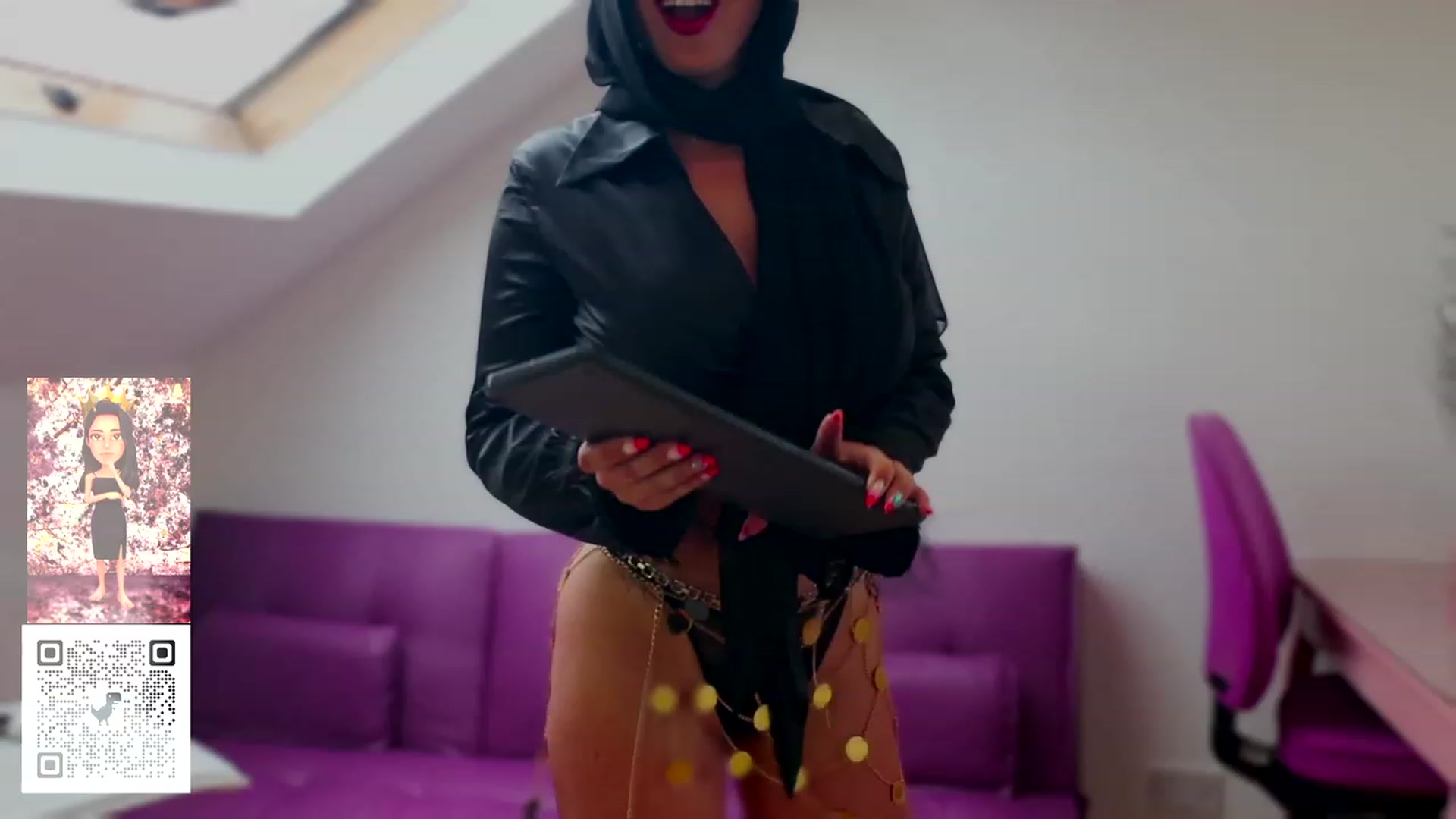 Gallery image thumbnail from Malika33's myfreecams stream on, 06/24/2023, 17:28 image 18 of 20