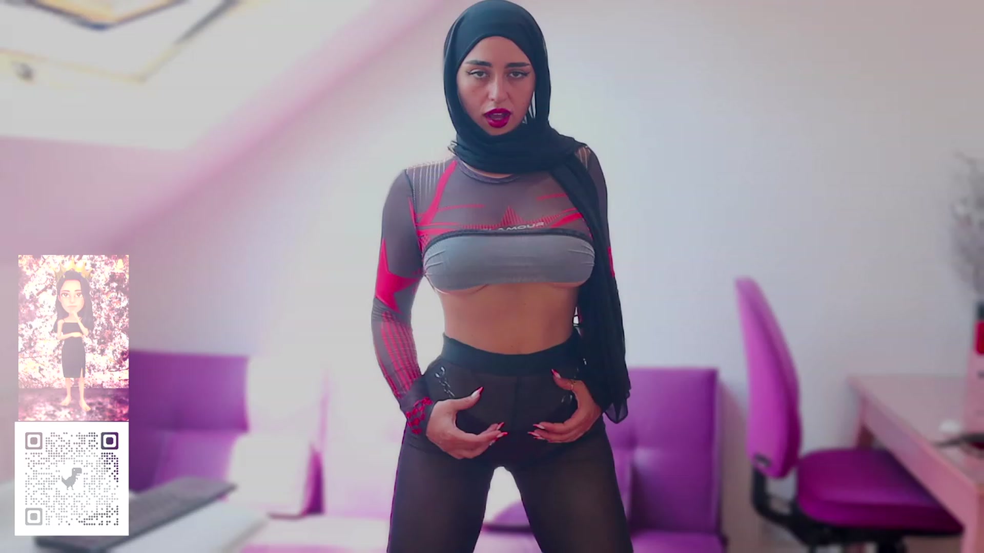 Gallery image thumbnail from Malika33's myfreecams stream on, 06/25/2023, 13:52 image 1 of 20