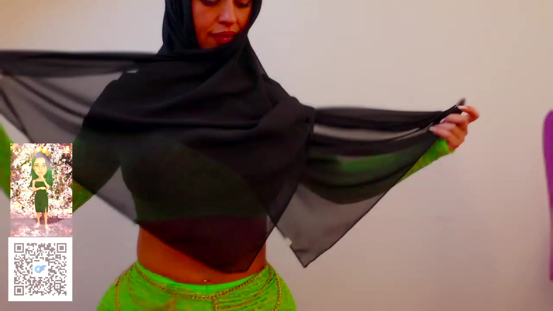 Gallery image thumbnail from Malika33's myfreecams stream on, 07/06/2023, 19:35 image 13 of 20