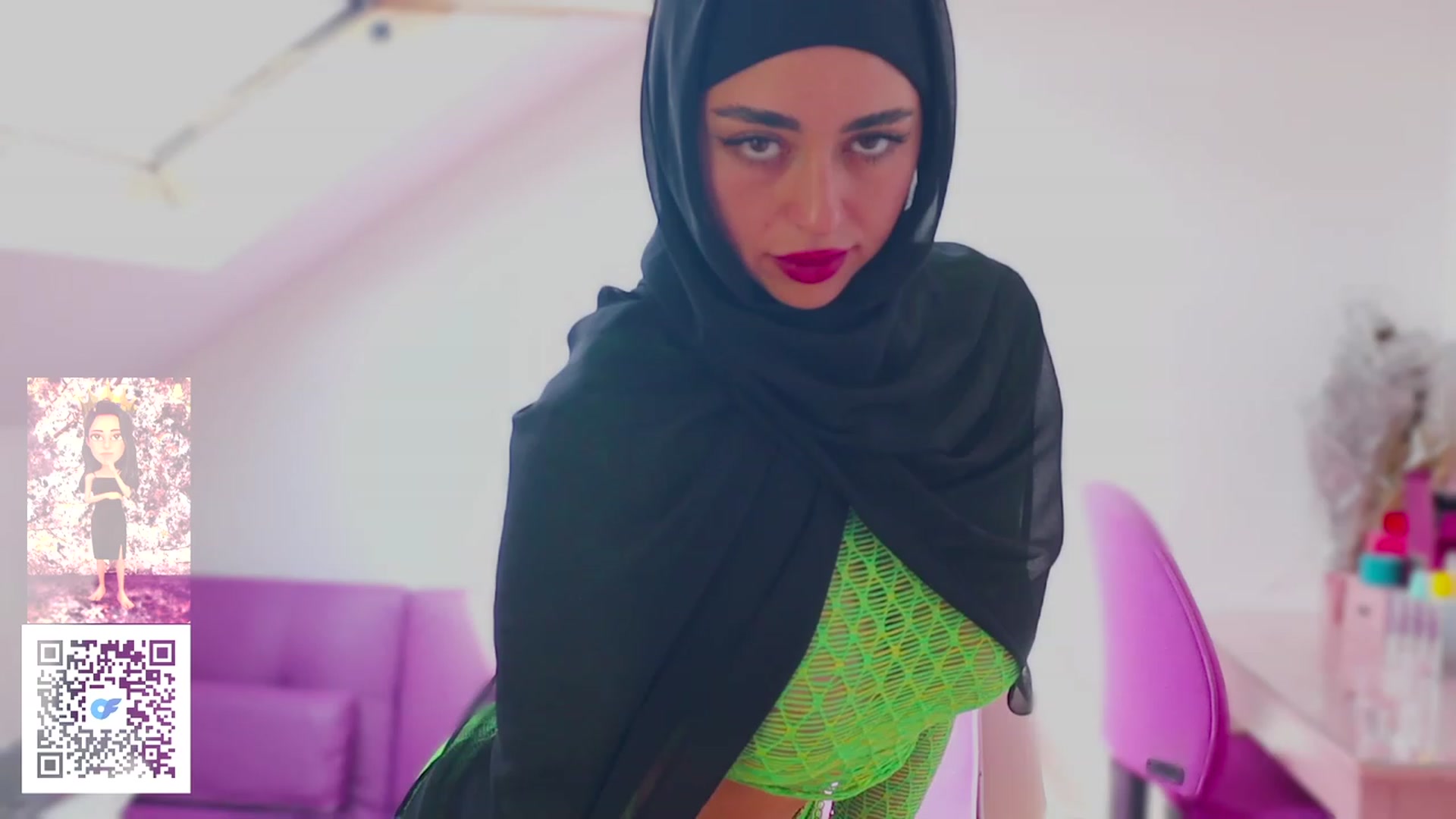 Gallery image thumbnail from Malika33's myfreecams stream on, 07/06/2023, 19:35 image 9 of 20
