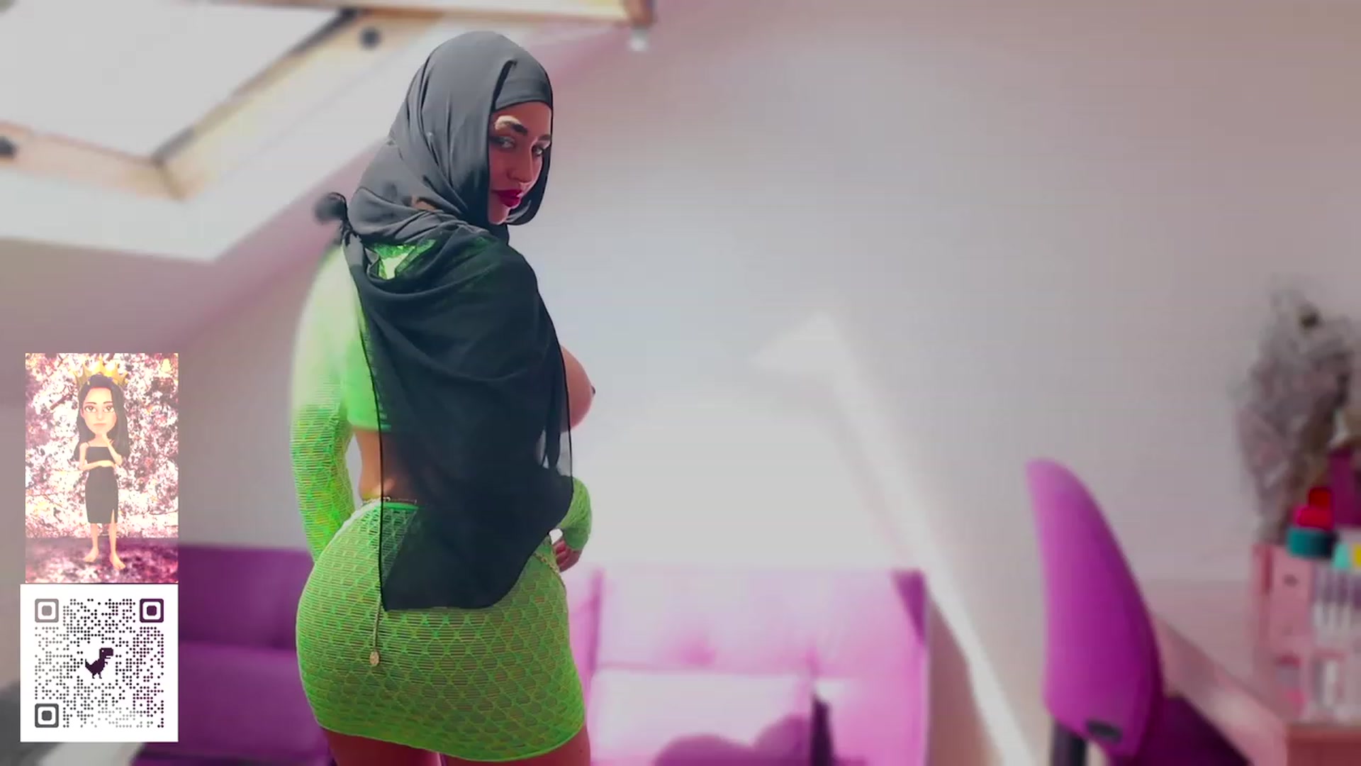 Gallery image thumbnail from Malika33's myfreecams stream on, 07/10/2023, 15:33 image 13 of 20