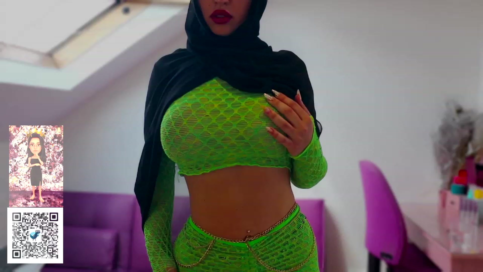 Gallery image thumbnail from Malika33's myfreecams stream on, 07/10/2023, 15:33 image 6 of 20