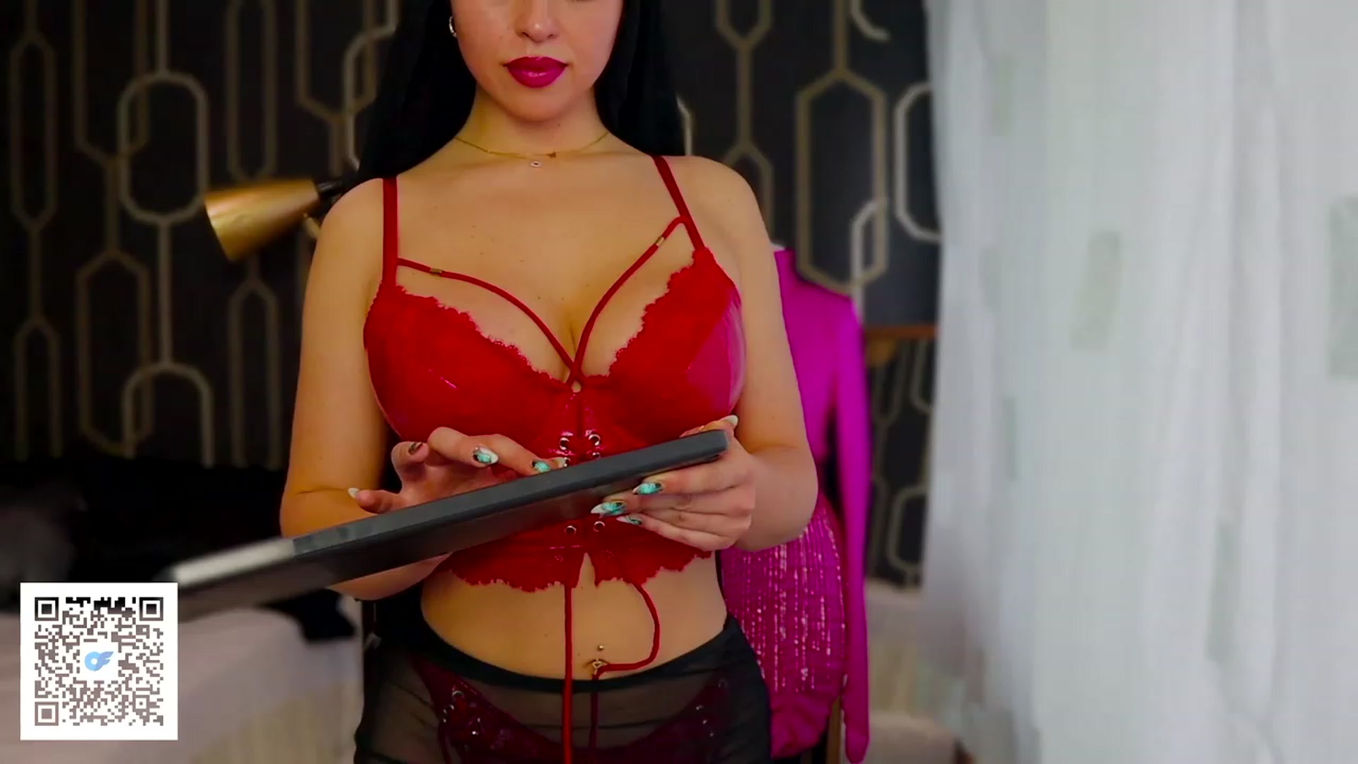 Gallery image thumbnail from Malika33's myfreecams stream on, 08/03/2023, 19:39 image 1 of 20