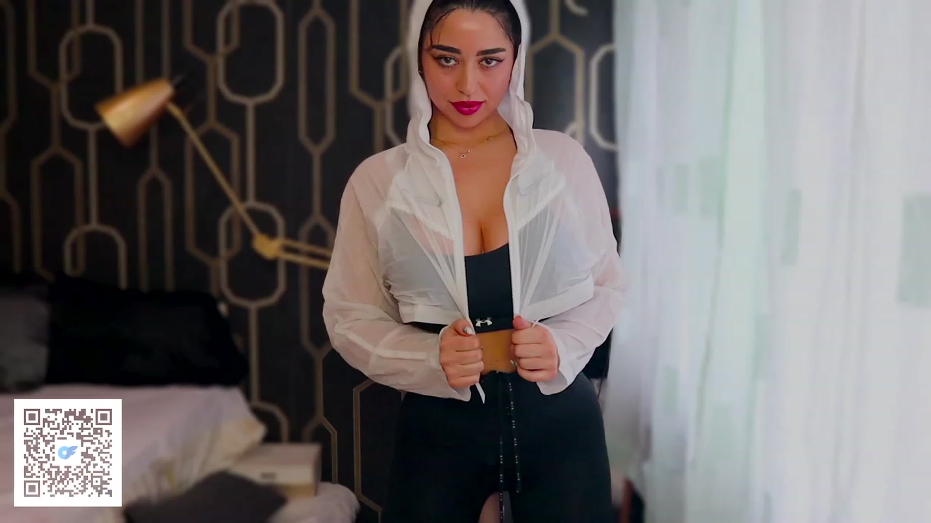 Gallery image thumbnail from Malika33's myfreecams stream on, 08/07/2023, 12:36 image 6 of 20