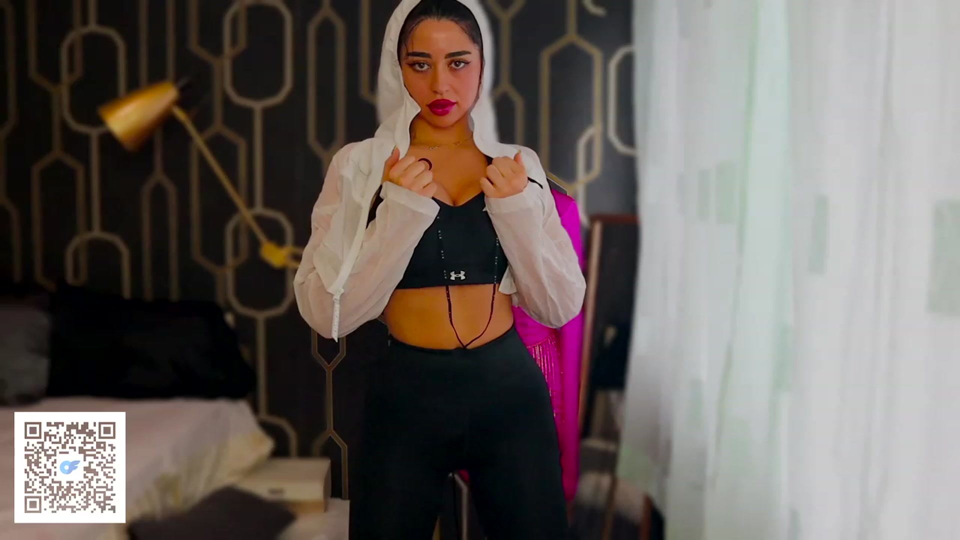 Gallery image thumbnail from Malika33's myfreecams stream on, 08/07/2023, 12:36 image 16 of 20