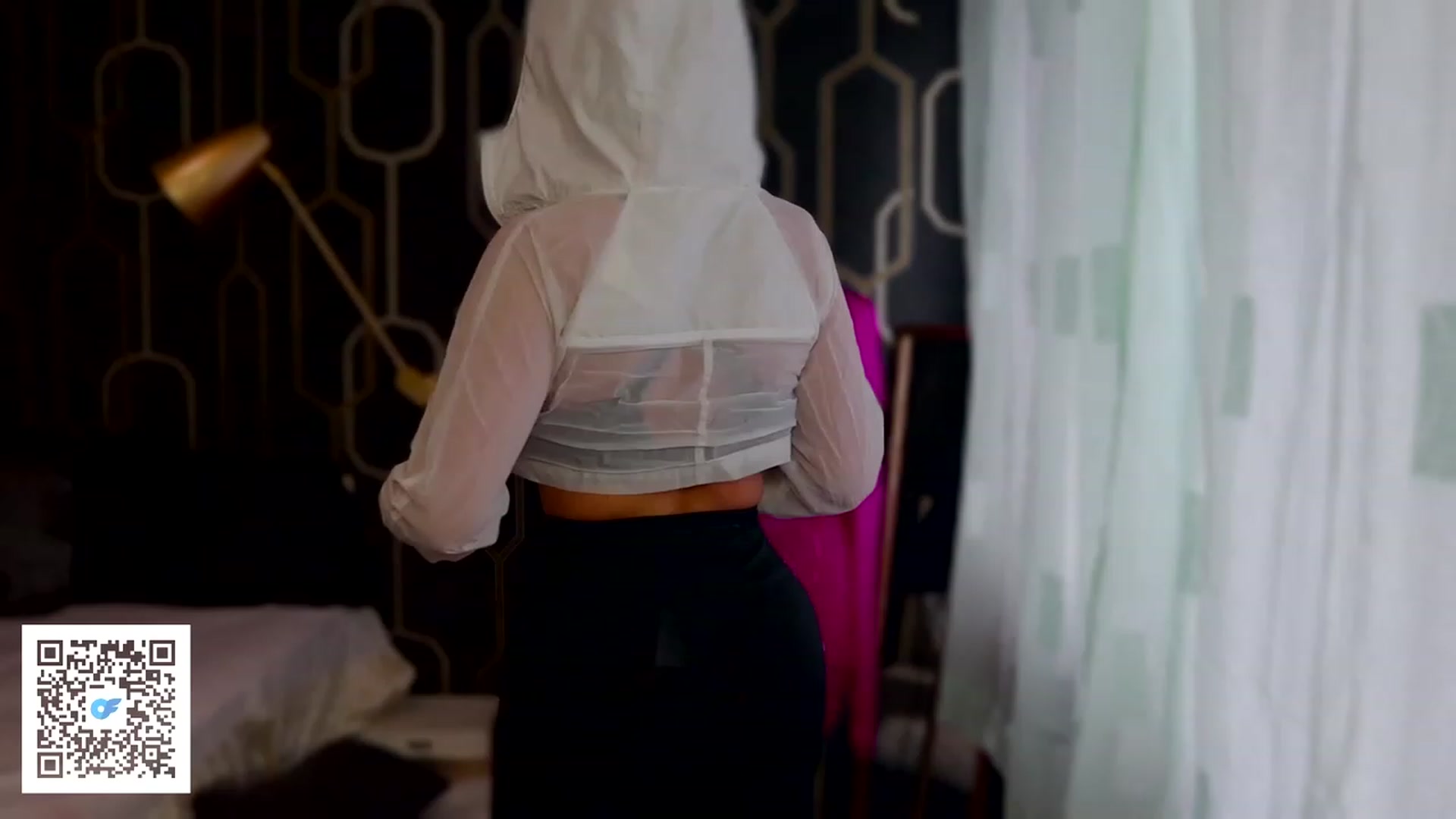 Gallery image thumbnail from Malika33's myfreecams stream on, 08/07/2023, 16:27 image 1 of 20