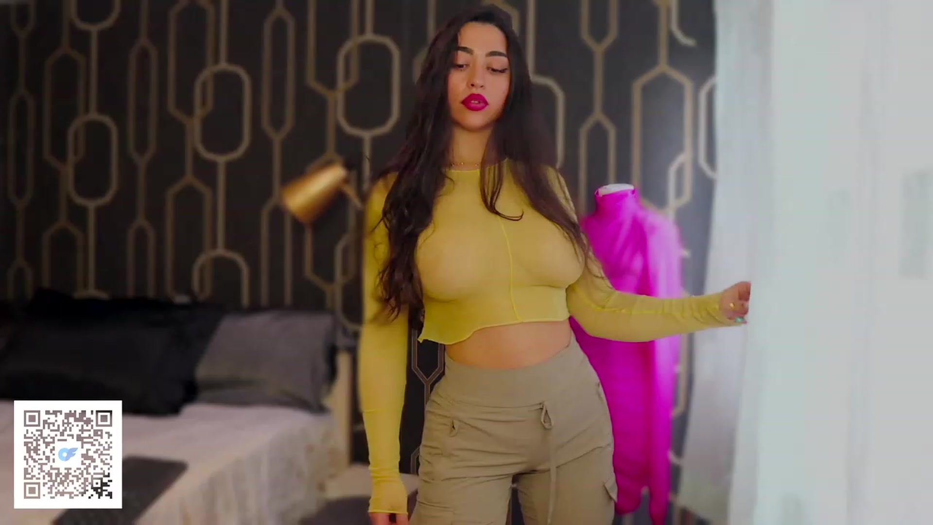 Gallery image thumbnail from Malika33's myfreecams stream on, 08/20/2023, 12:34 image 12 of 20
