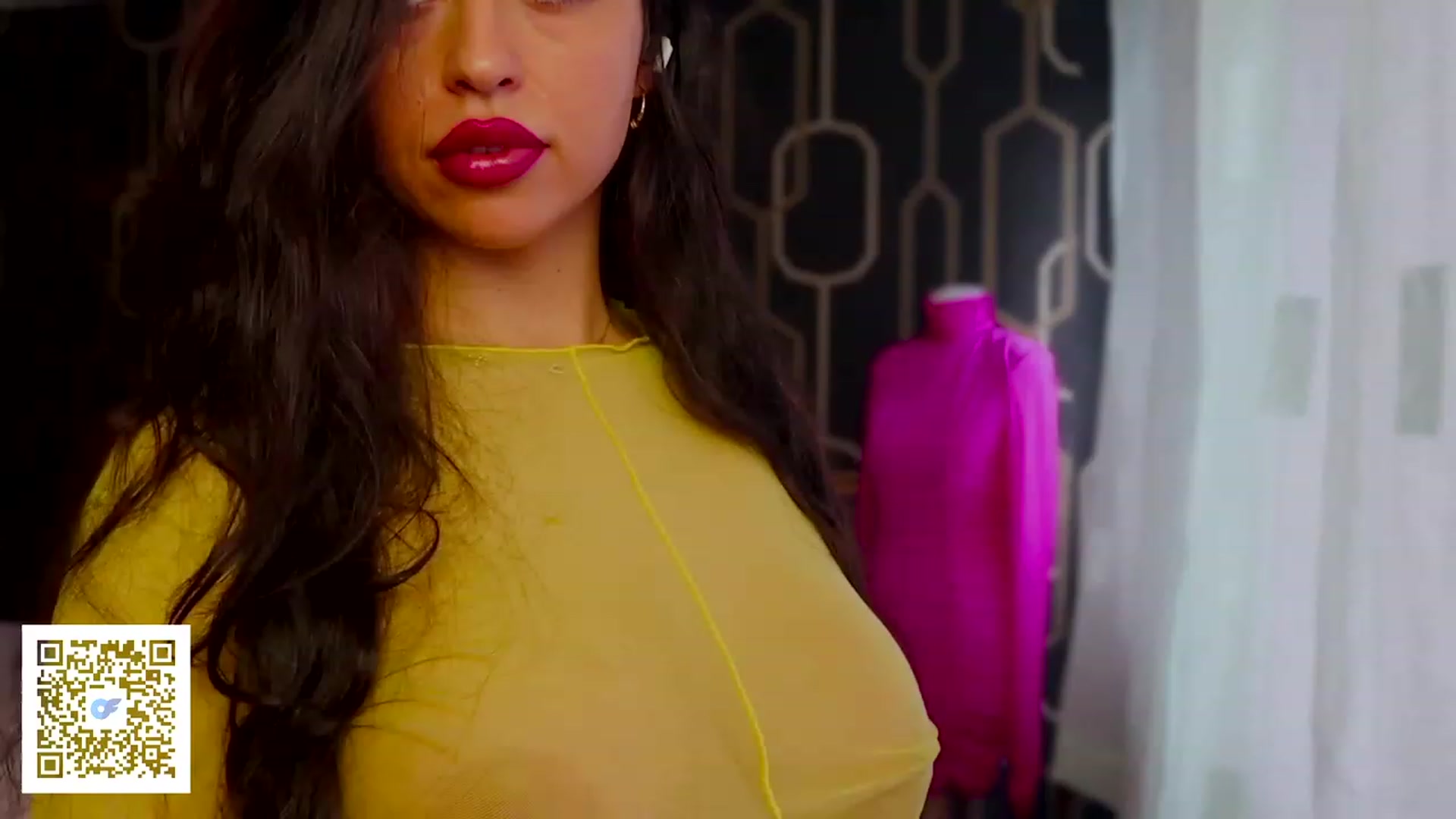 Gallery image thumbnail from Malika33's myfreecams stream on, 08/20/2023, 14:41 image 3 of 20