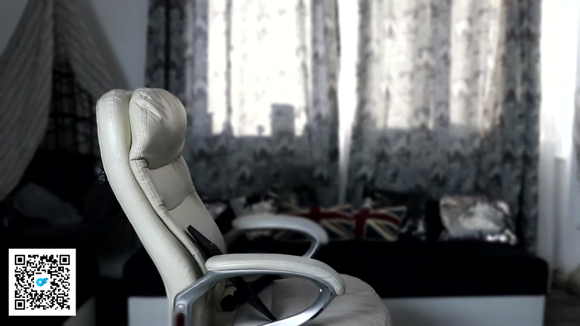 Gallery image thumbnail from Malika33's myfreecams stream on, 10/30/2023, 14:55 image 10 of 20