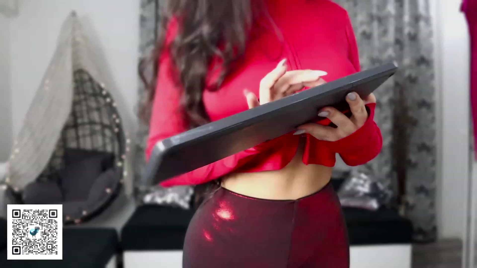 Gallery image thumbnail from Malika33's myfreecams stream on, 11/19/2023, 18:07 image 2 of 20