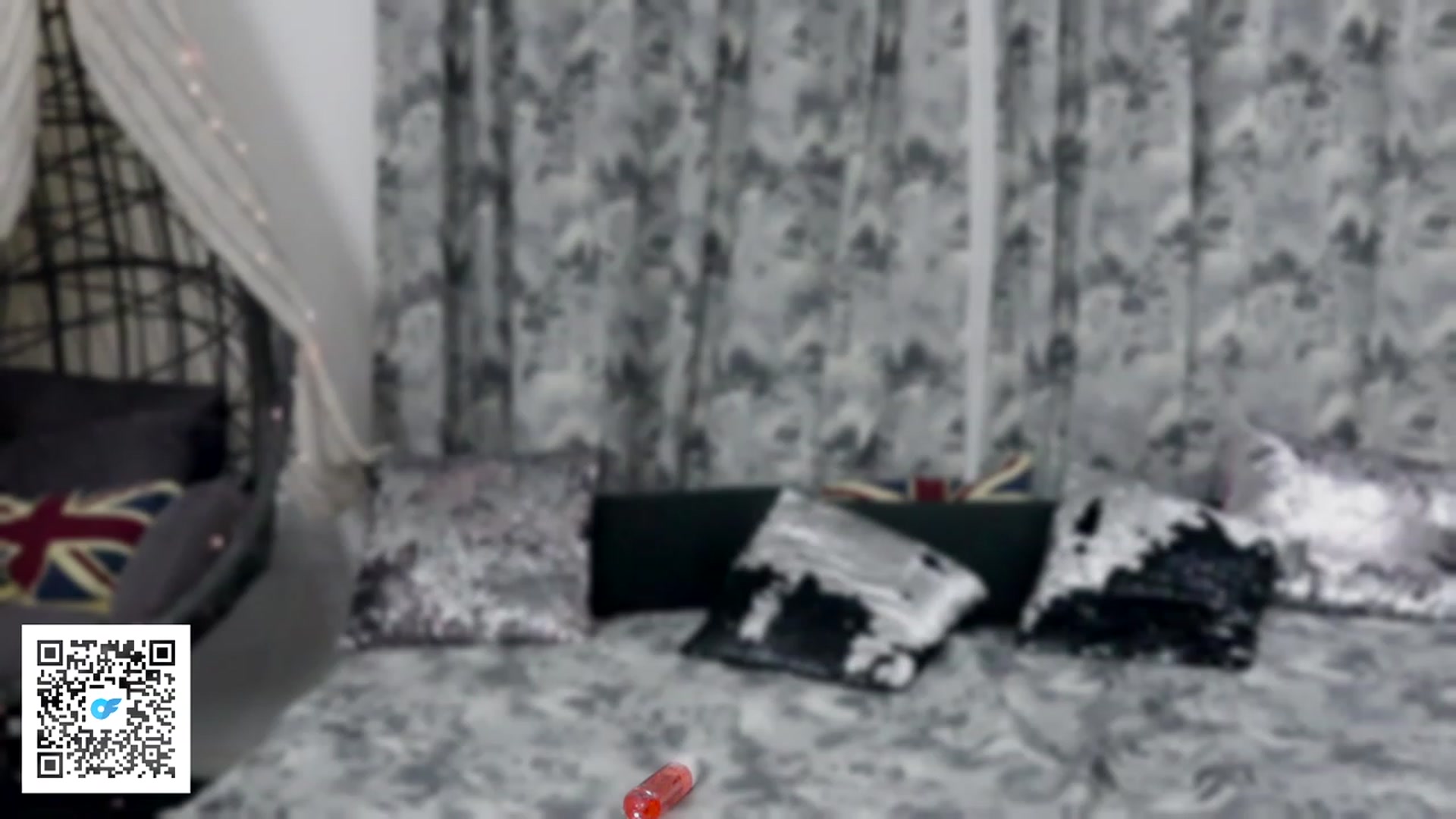 Gallery image thumbnail from Malika33's myfreecams stream on, 11/20/2023, 19:24 image 6 of 20