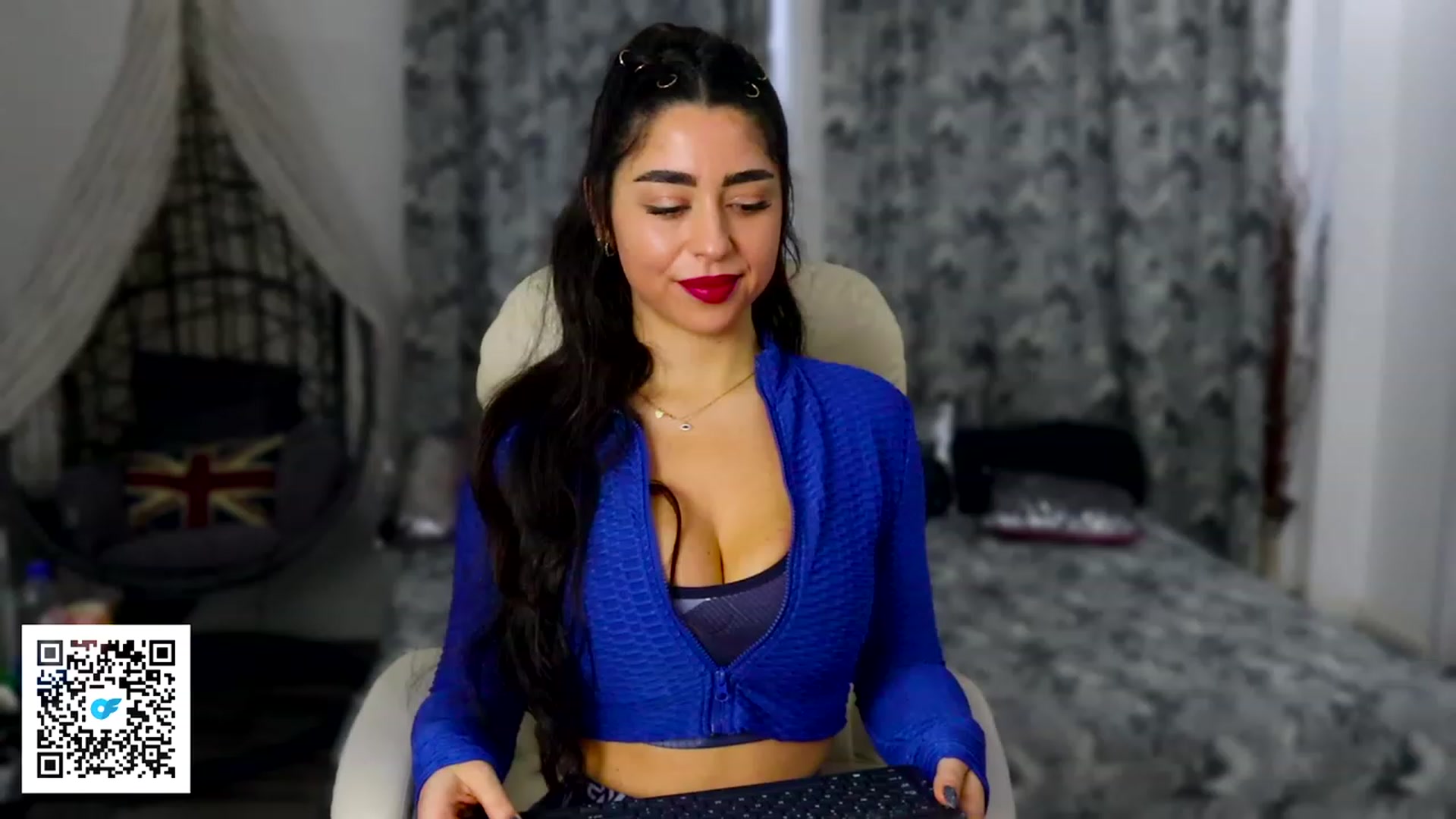 Gallery image thumbnail from Malika33's myfreecams stream on, 12/05/2023, 12:48 image 15 of 20