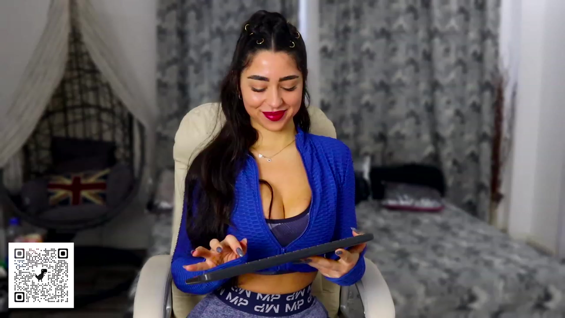 Gallery image thumbnail from Malika33's myfreecams stream on, 12/05/2023, 12:48 image 8 of 20