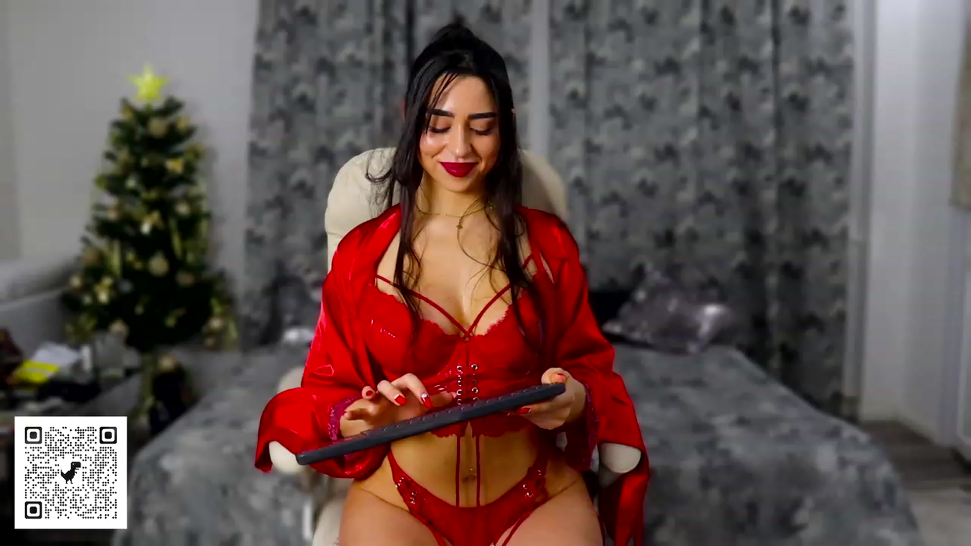 Gallery image thumbnail from Malika33's myfreecams stream on, 12/23/2023, 20:37 image 17 of 20