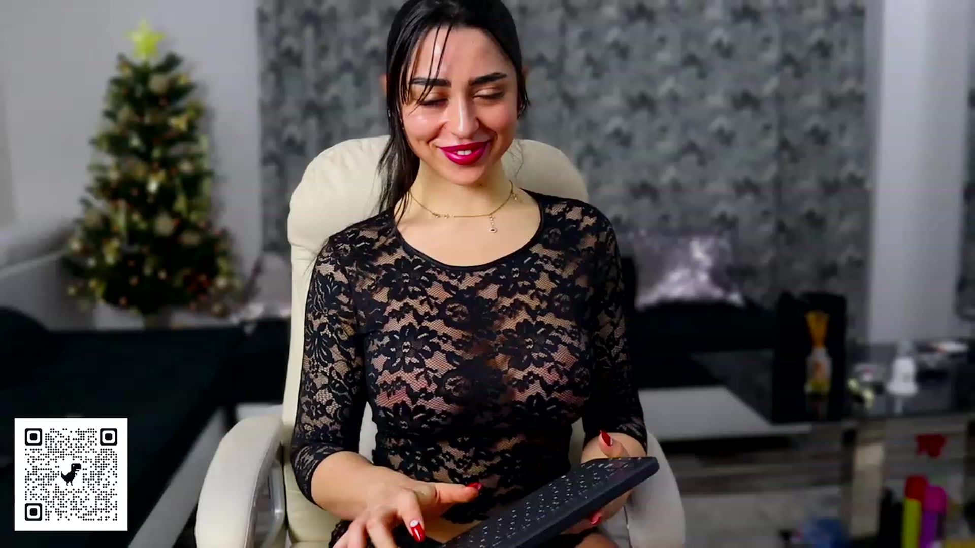 Gallery image thumbnail from Malika33's myfreecams stream on, 01/03/2024, 20:01 image 6 of 20
