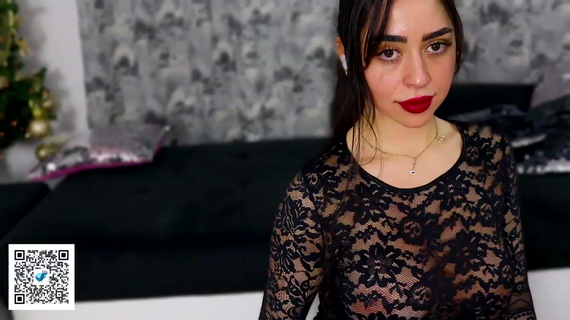Gallery image thumbnail from Malika33's myfreecams stream on, 01/03/2024, 20:01 image 18 of 20