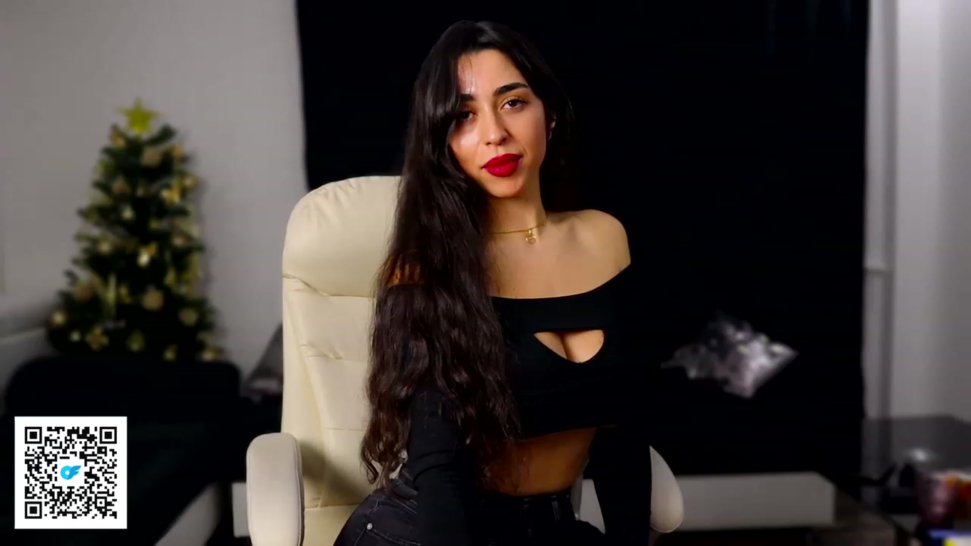 Gallery image thumbnail from Malika33's myfreecams stream on, 01/13/2024, 20:52 image 14 of 20