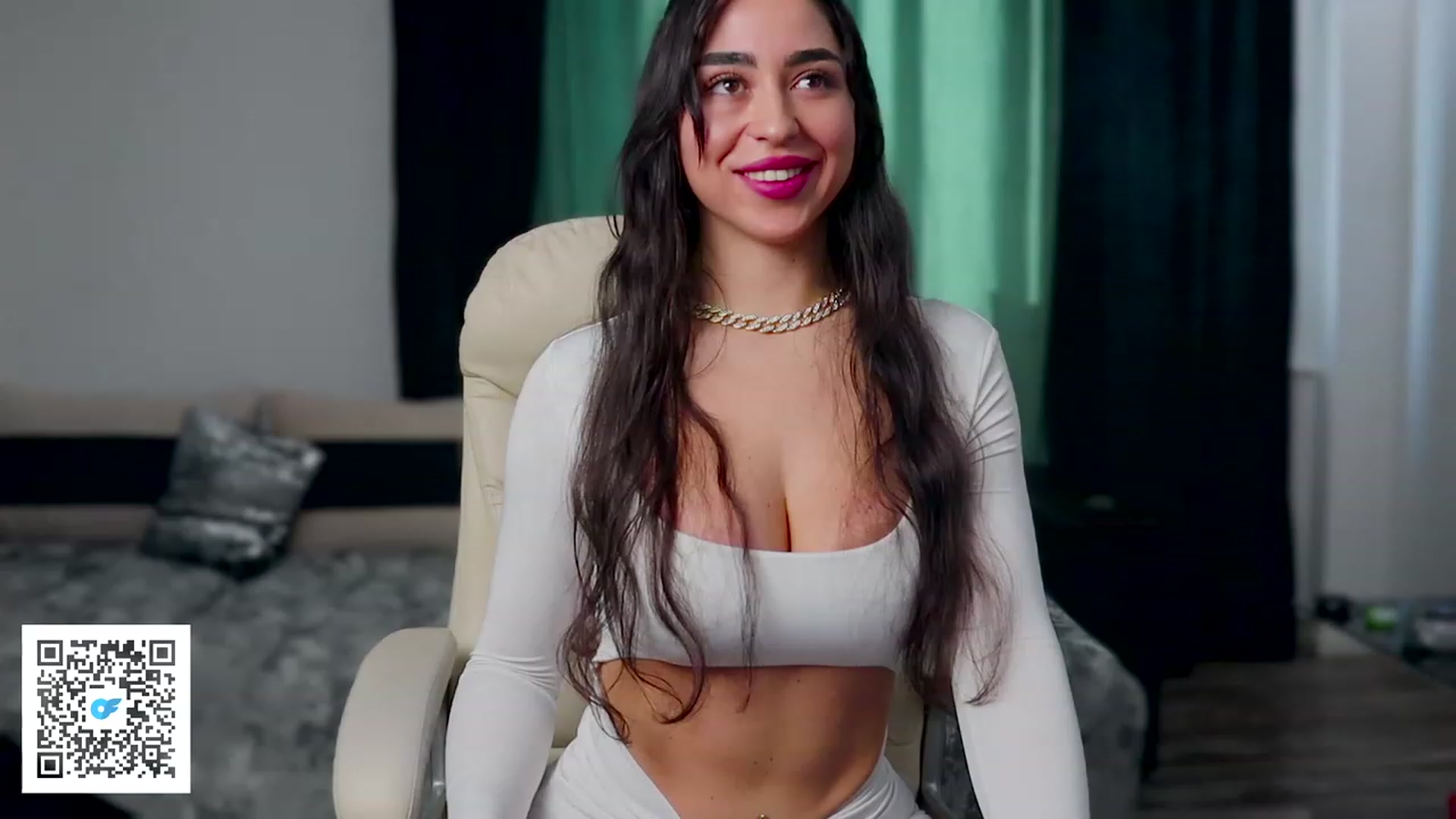 Gallery image thumbnail from Malika33's myfreecams stream on, 01/31/2024, 13:17 image 17 of 20