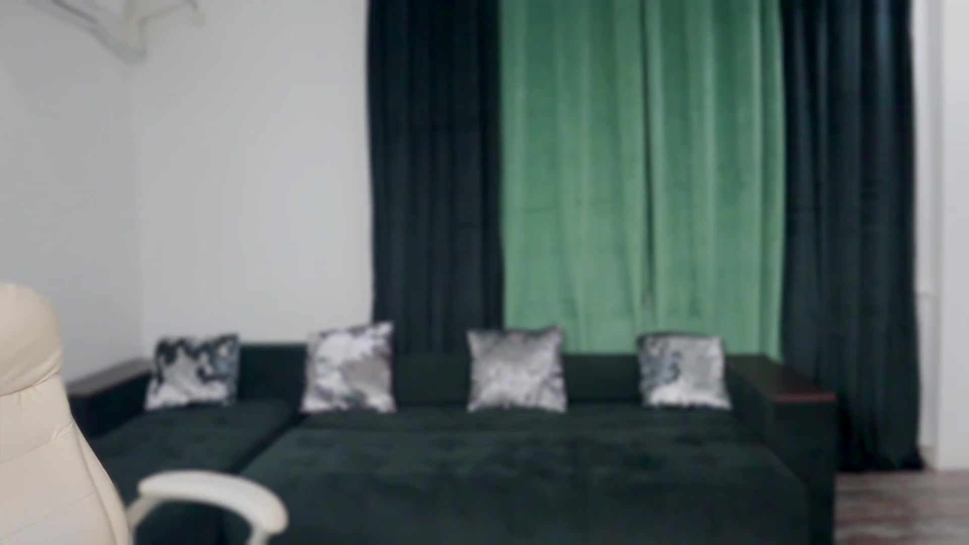 Gallery image thumbnail from Malika33's myfreecams stream on, 03/02/2024, 19:27 image 16 of 20
