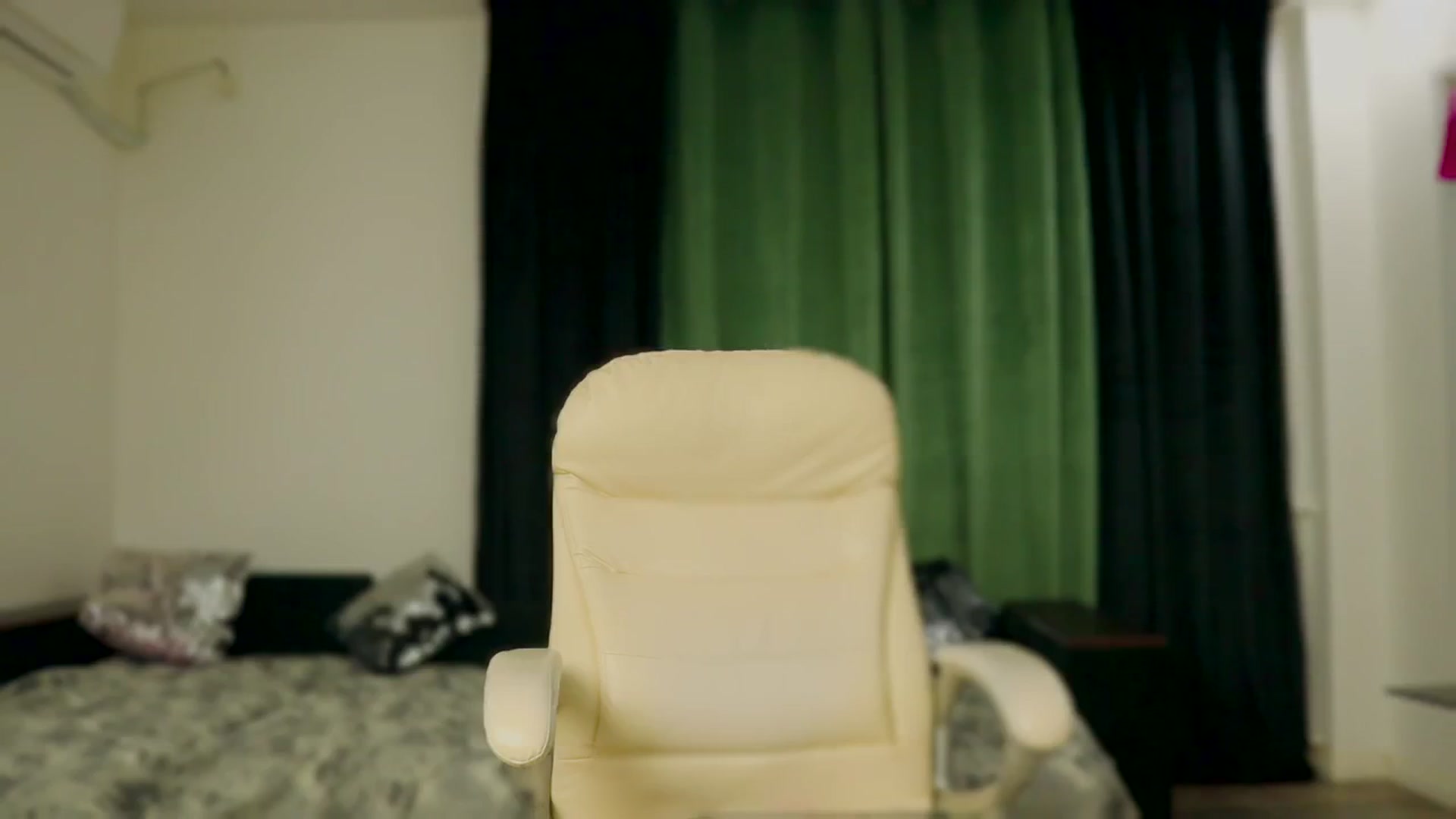Gallery image thumbnail from Malika33's myfreecams stream on, 03/04/2024, 01:00 image 6 of 20