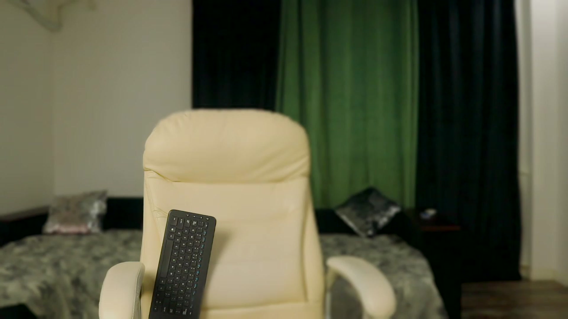 Gallery image thumbnail from Malika33's myfreecams stream on, 03/05/2024, 06:33 image 19 of 20