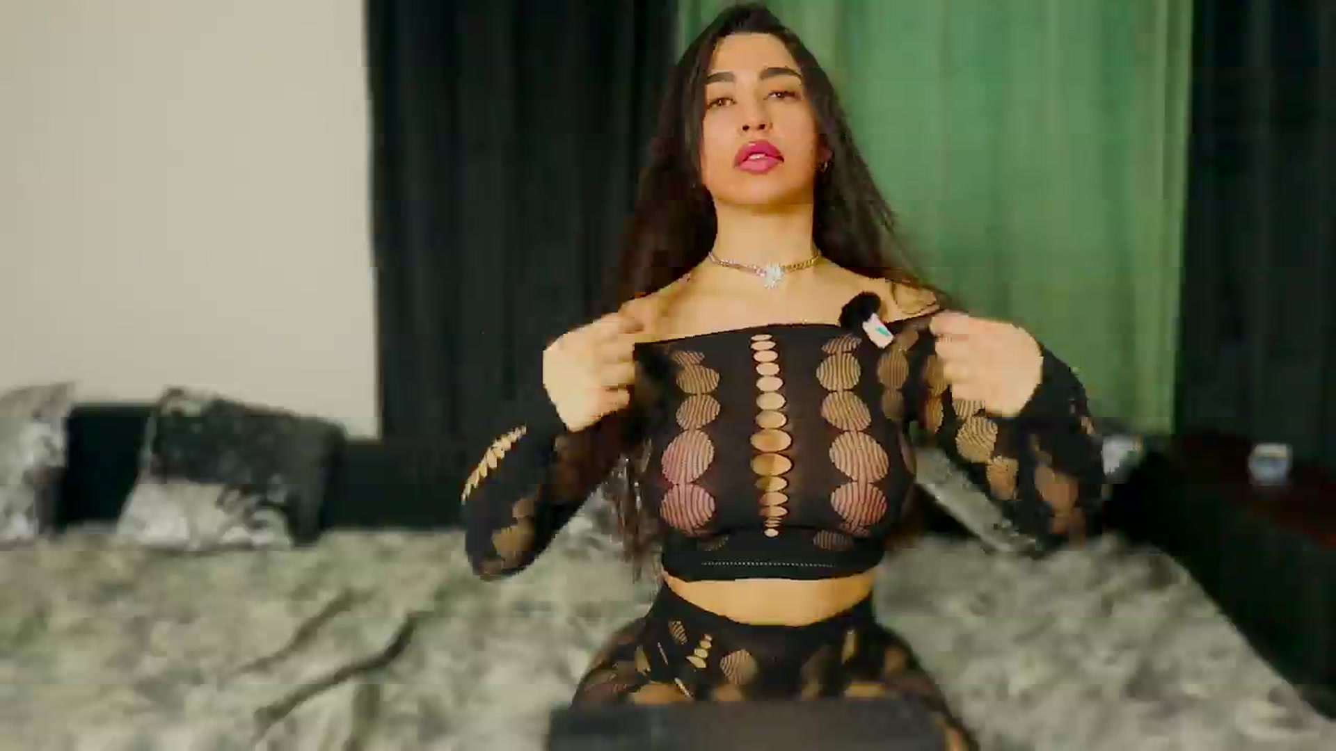 Gallery image thumbnail from Malika33's myfreecams stream on, 03/05/2024, 09:01 image 19 of 20