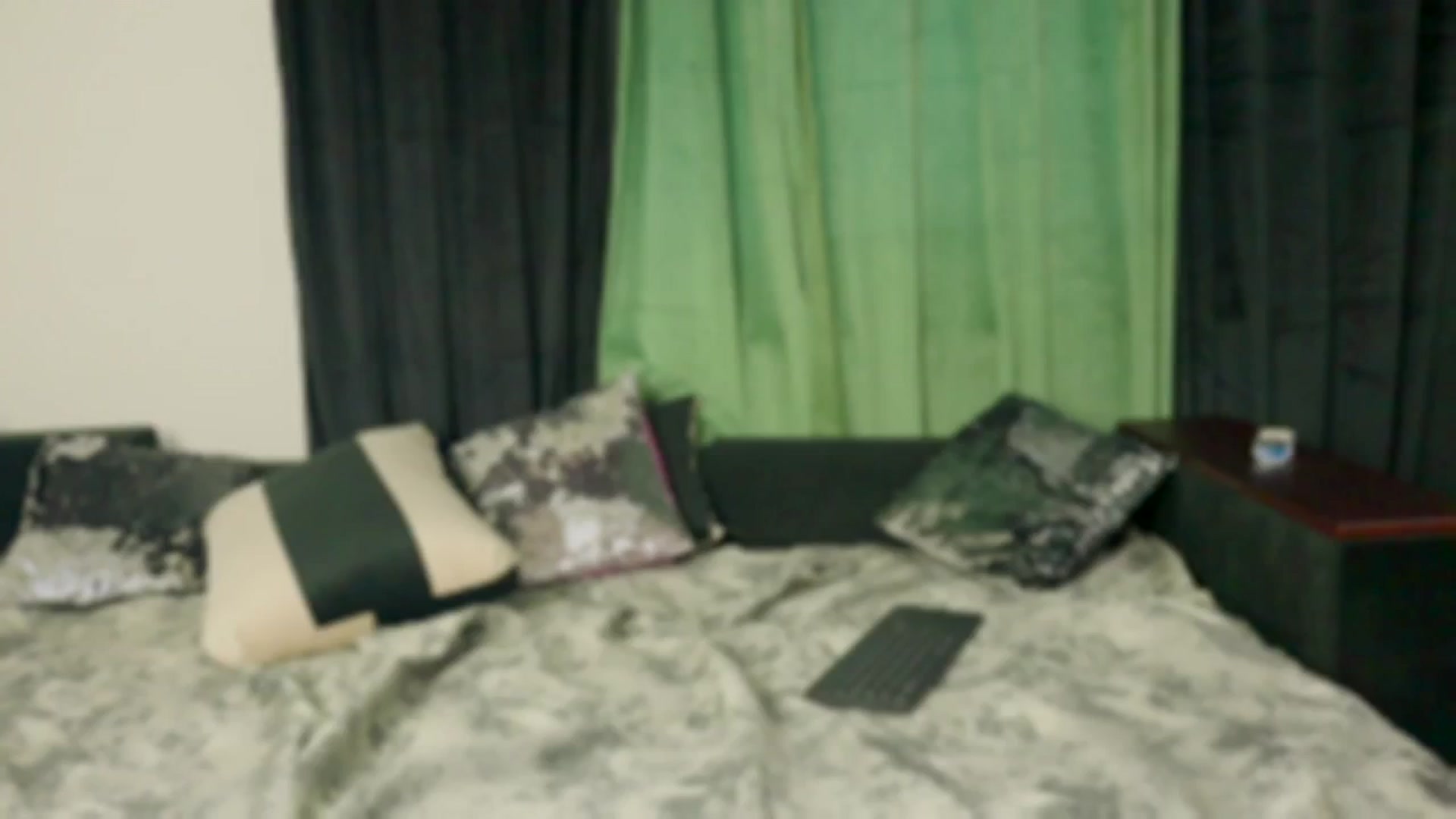 Gallery image thumbnail from Malika33's myfreecams stream on, 03/05/2024, 09:37 image 16 of 20
