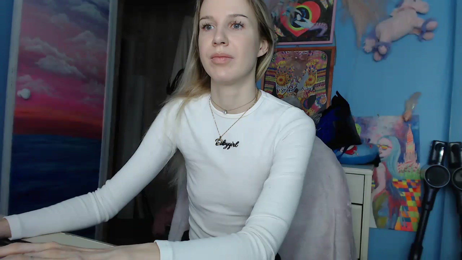 Gallery image thumbnail from Malina_kitty's myfreecams stream on, 02/12/2024, 03:01 image 6 of 20