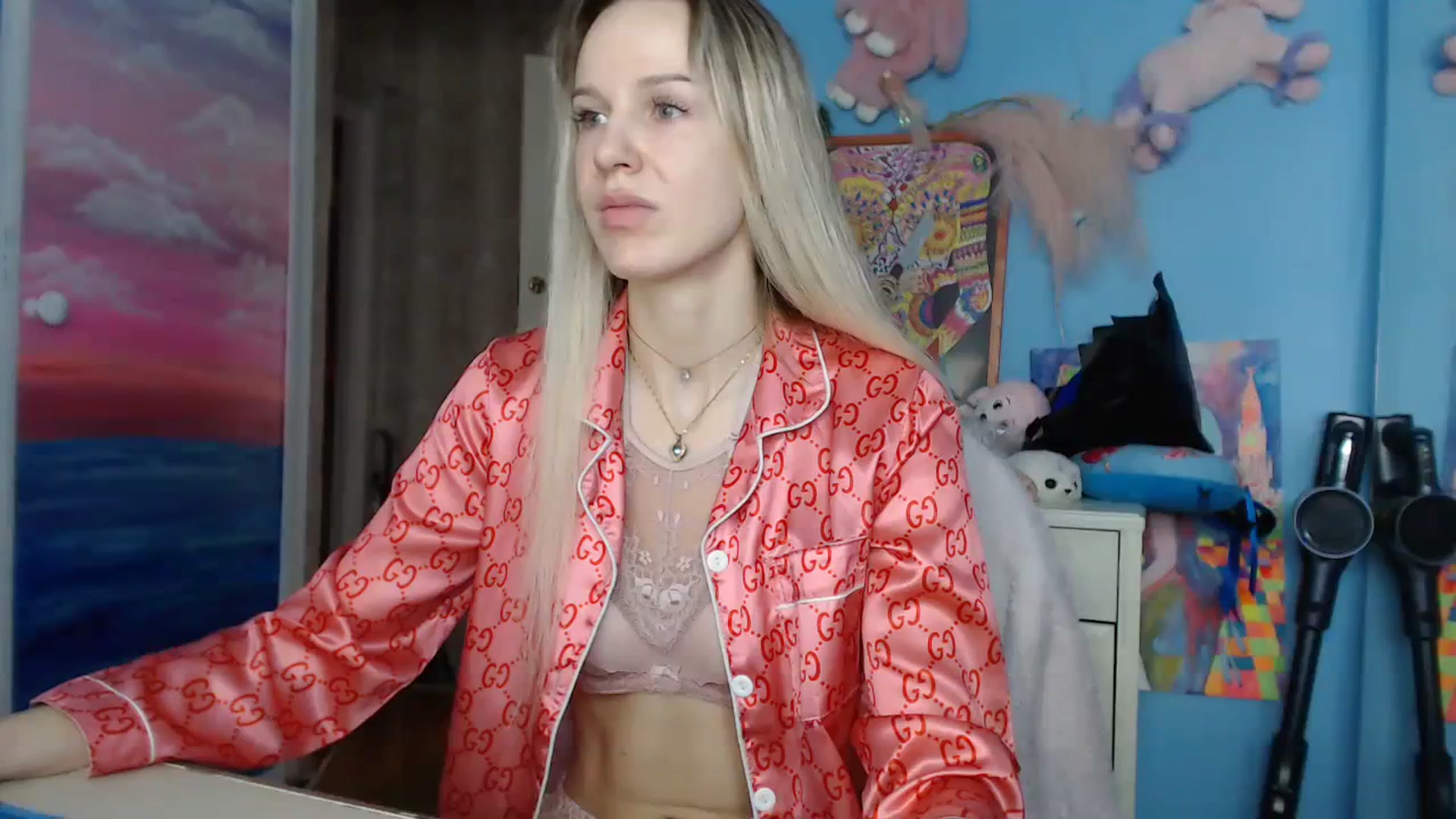 Gallery image thumbnail from Malina_kitty's myfreecams stream on, 03/18/2024, 03:52 image 4 of 20