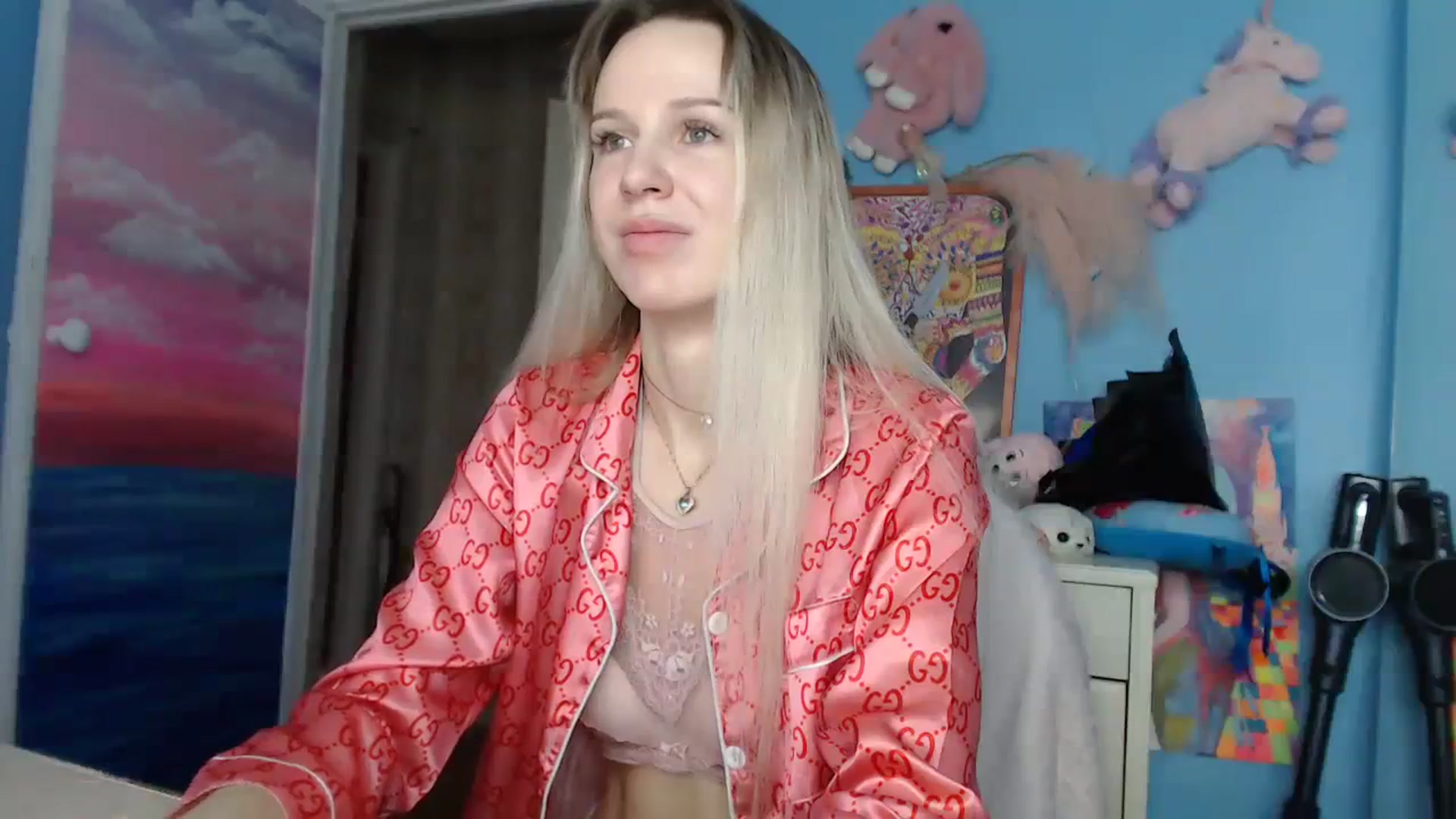 Gallery image thumbnail from Malina_kitty's myfreecams stream on, 03/18/2024, 03:52 image 12 of 20
