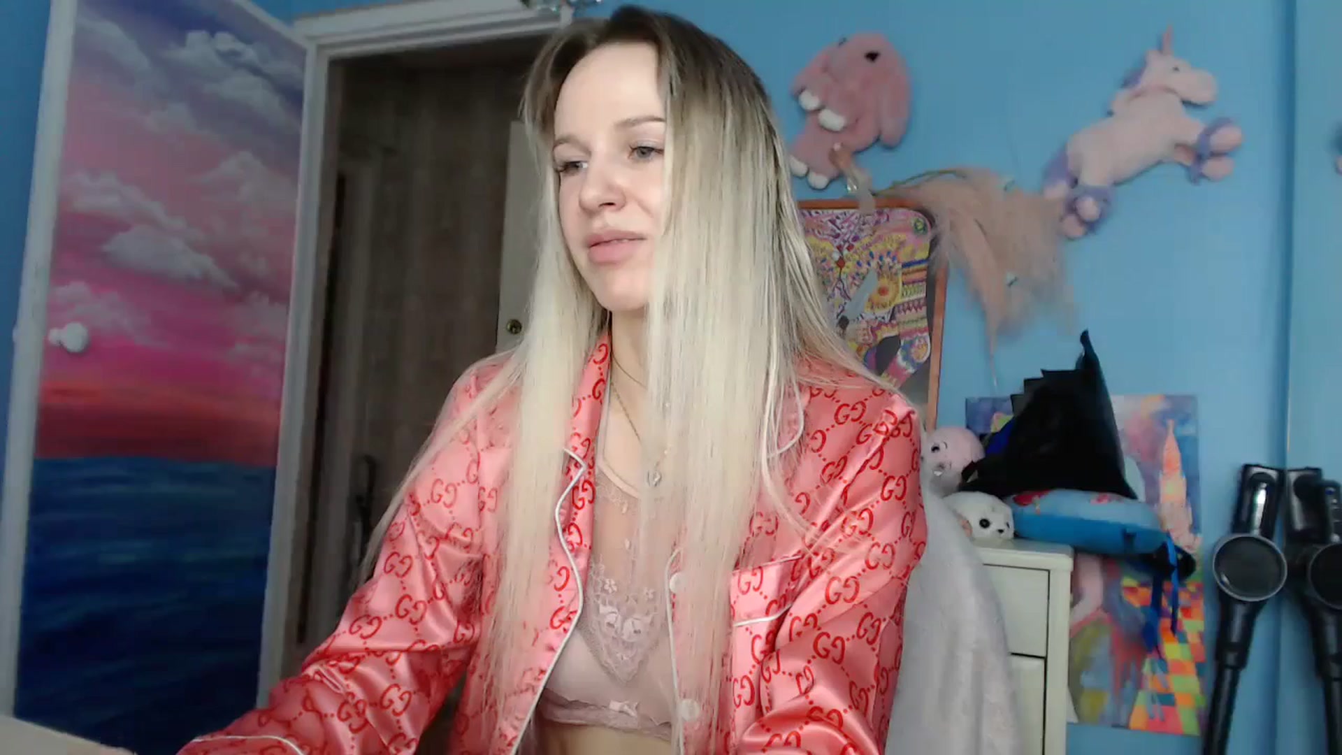 Gallery image thumbnail from Malina_kitty's myfreecams stream on, 03/18/2024, 03:52 image 8 of 20