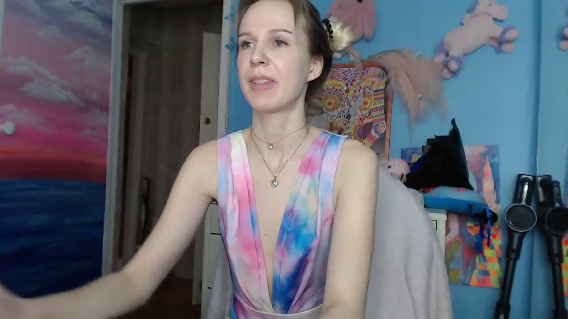Gallery image thumbnail from Malina_kitty's myfreecams stream on, 03/19/2024, 06:04 image 19 of 20