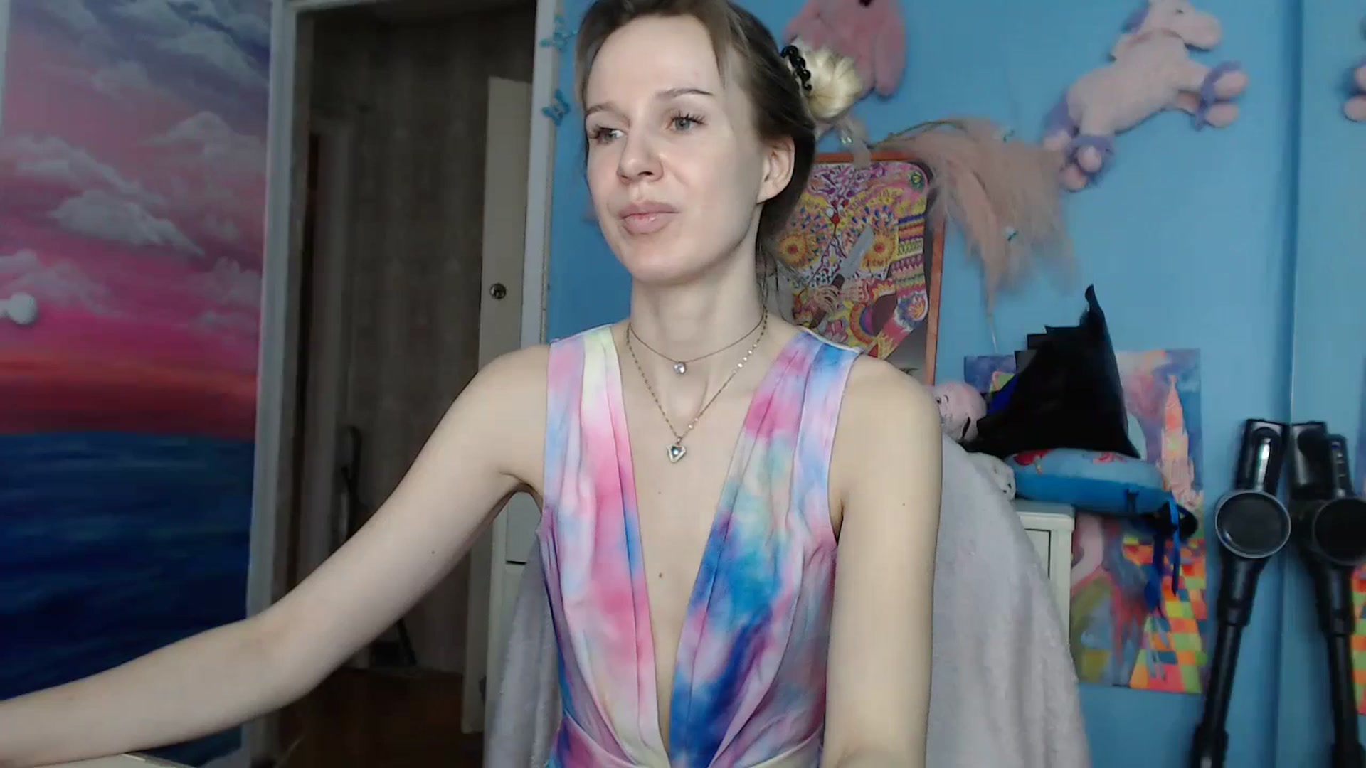 Gallery image thumbnail from Malina_kitty's myfreecams stream on, 03/19/2024, 06:04 image 17 of 20
