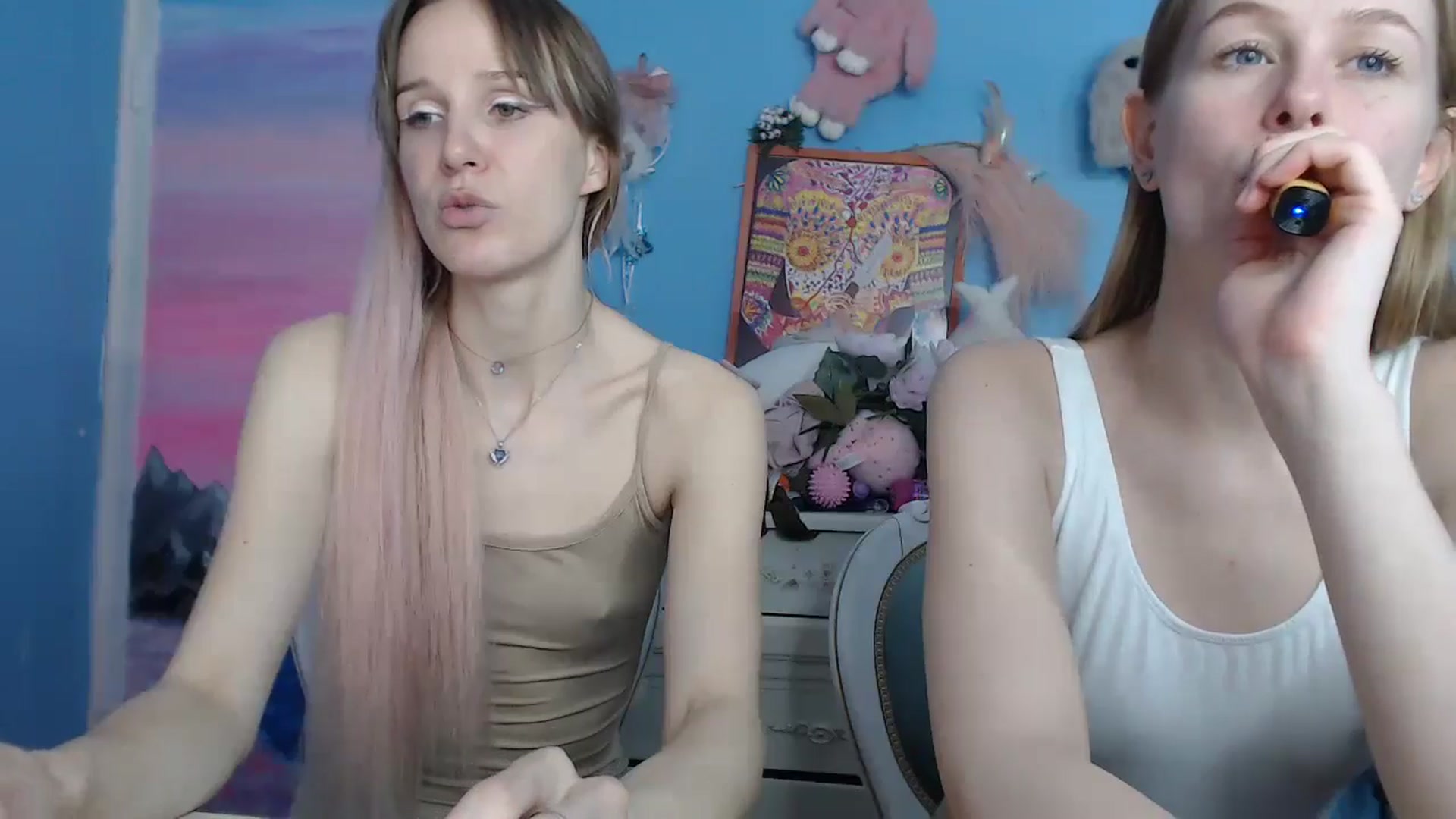 Gallery image thumbnail from Malina_kitty's myfreecams stream on, 06/14/2024, 09:54 image 18 of 20