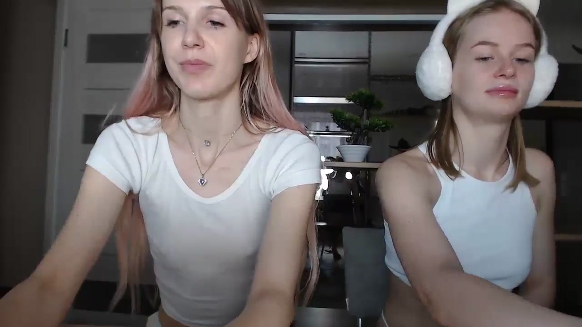 Gallery image thumbnail from Malina_kitty's myfreecams stream on, 07/18/2024, 05:55 image 19 of 20