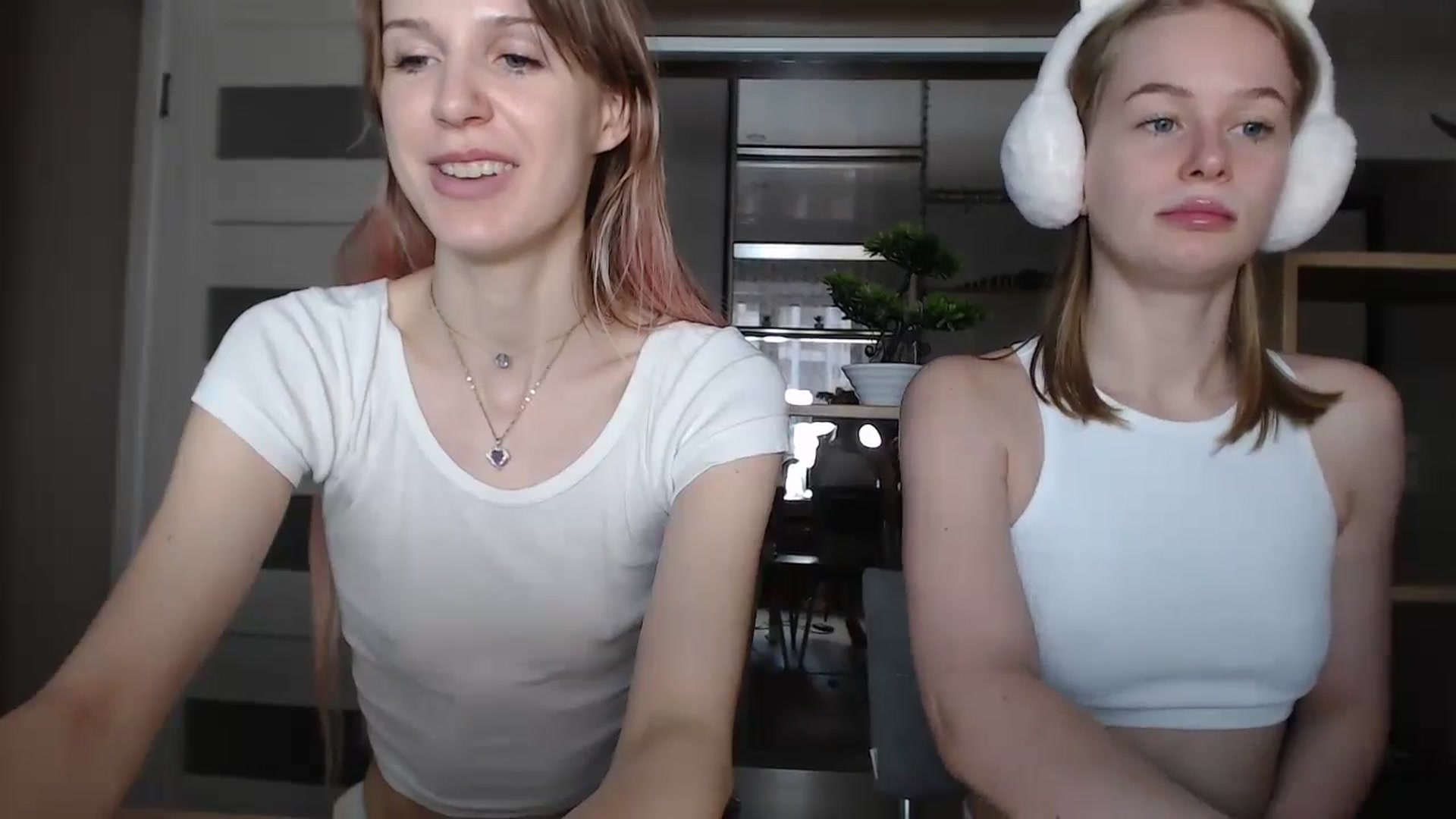 Gallery image thumbnail from Malina_kitty's myfreecams stream on, 07/18/2024, 05:55 image 12 of 20