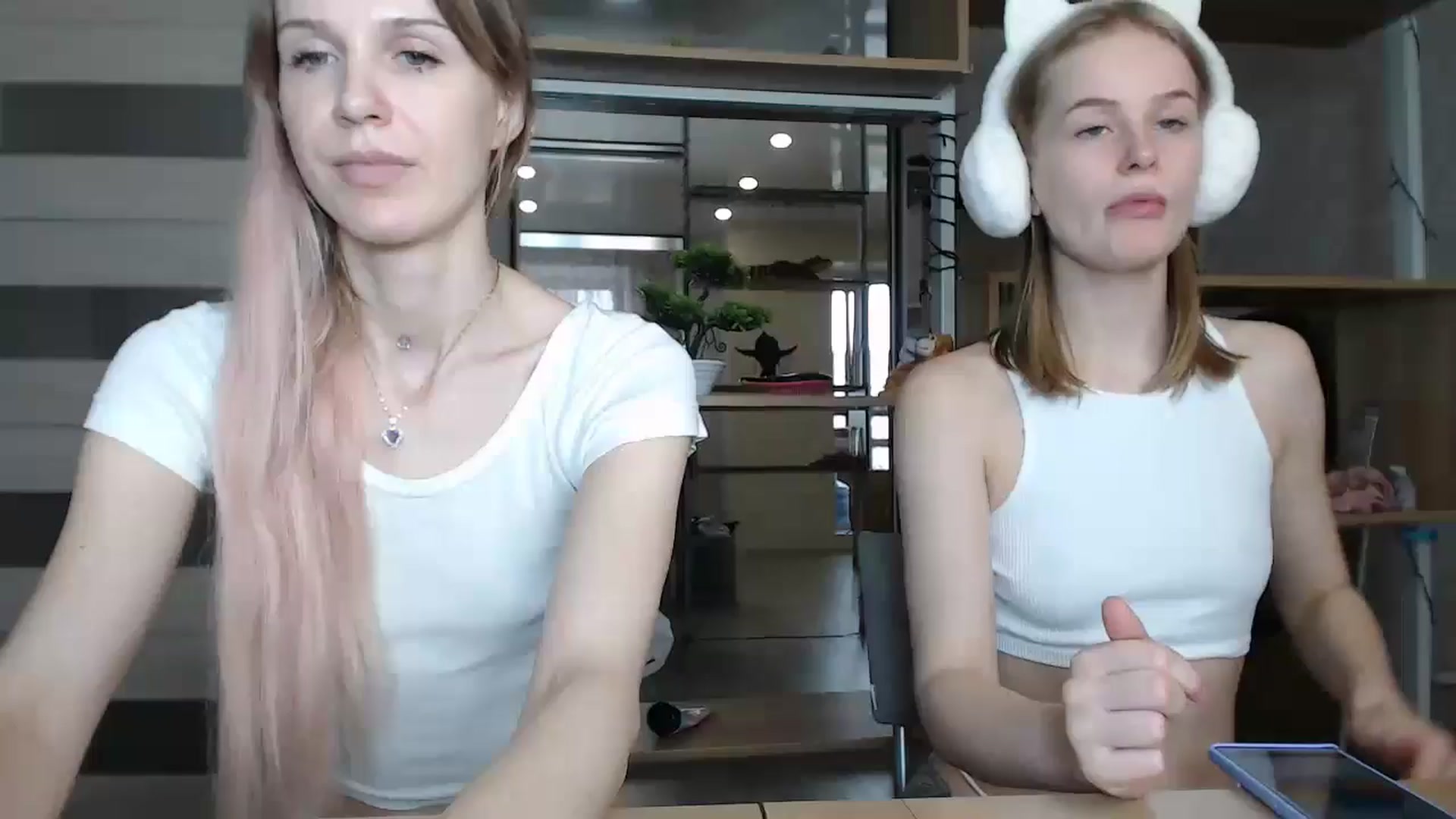 Gallery image thumbnail from Malina_kitty's myfreecams stream on, 07/18/2024, 09:12 image 1 of 20