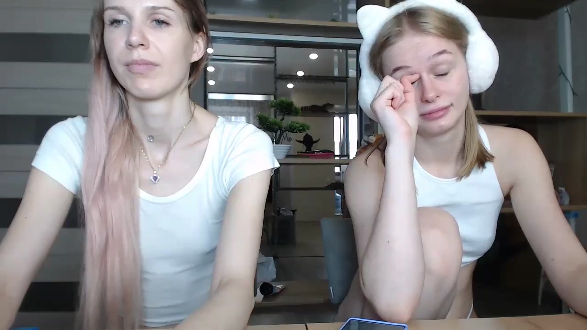 Gallery image thumbnail from Malina_kitty's myfreecams stream on, 07/18/2024, 09:12 image 9 of 20