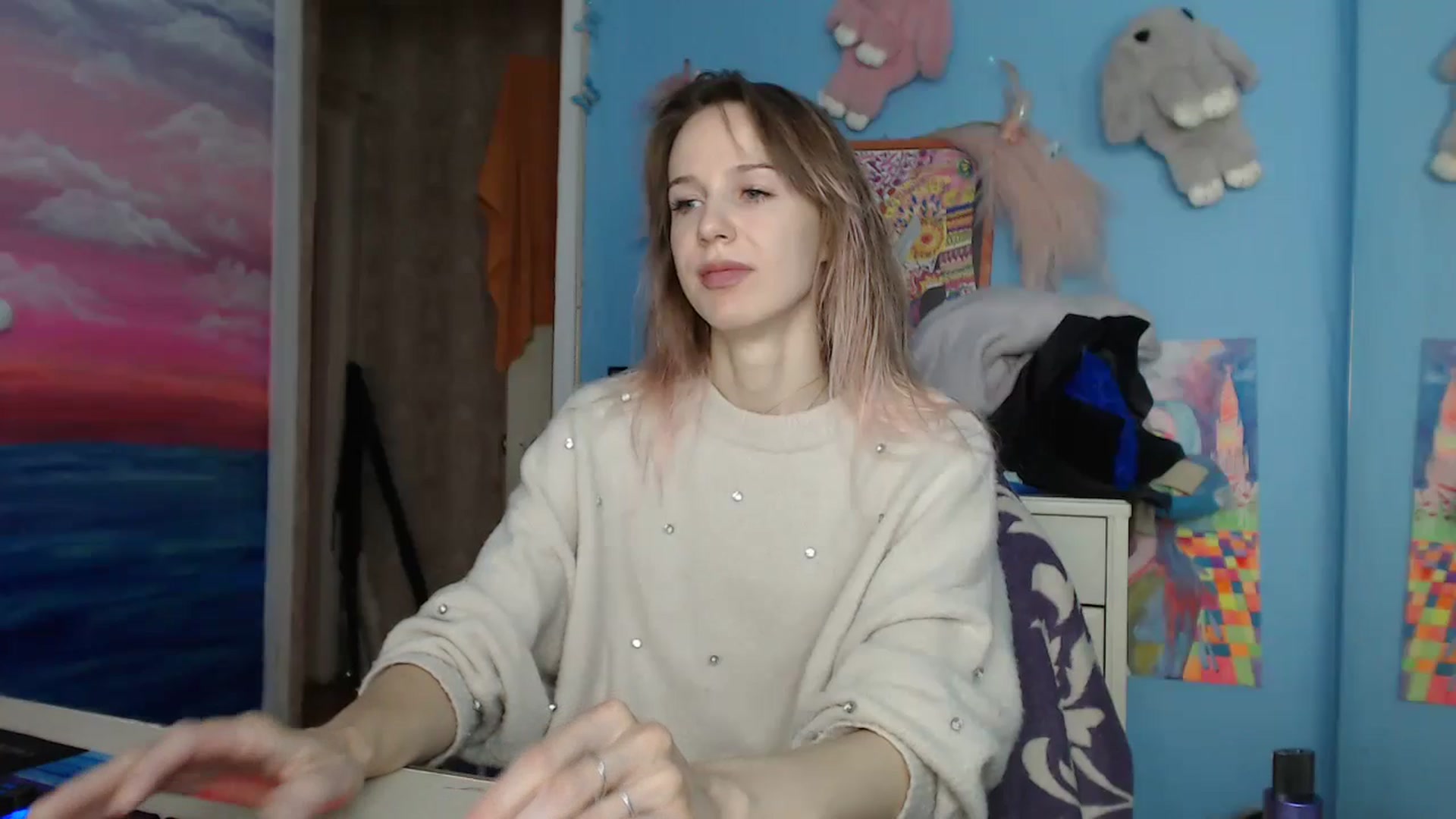 Gallery image thumbnail from Malina_kitty's myfreecams stream on, 07/22/2024, 02:42 image 11 of 20