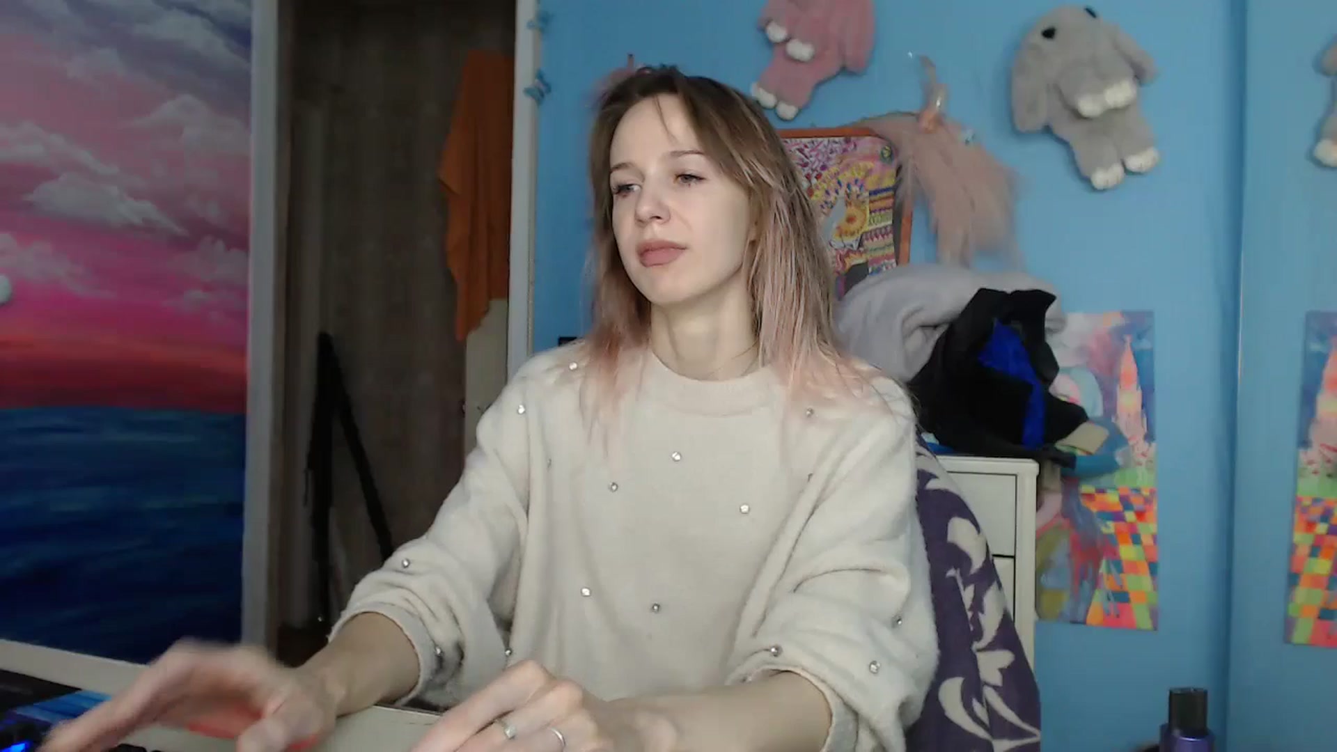 Gallery image thumbnail from Malina_kitty's myfreecams stream on, 07/22/2024, 02:42 image 14 of 20