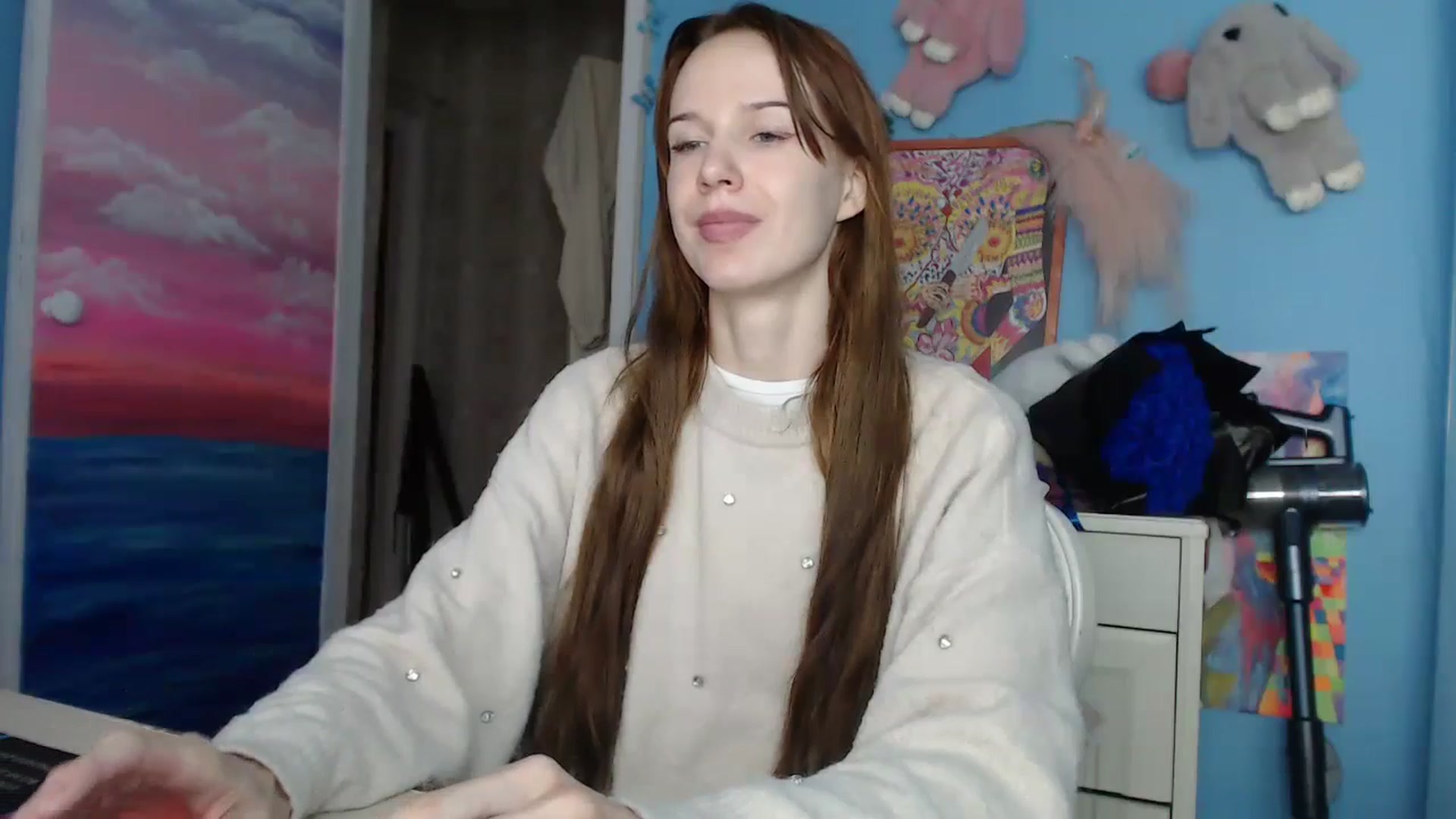 Gallery image thumbnail from Malina_kitty's myfreecams stream on, 08/19/2024, 04:19 image 4 of 20